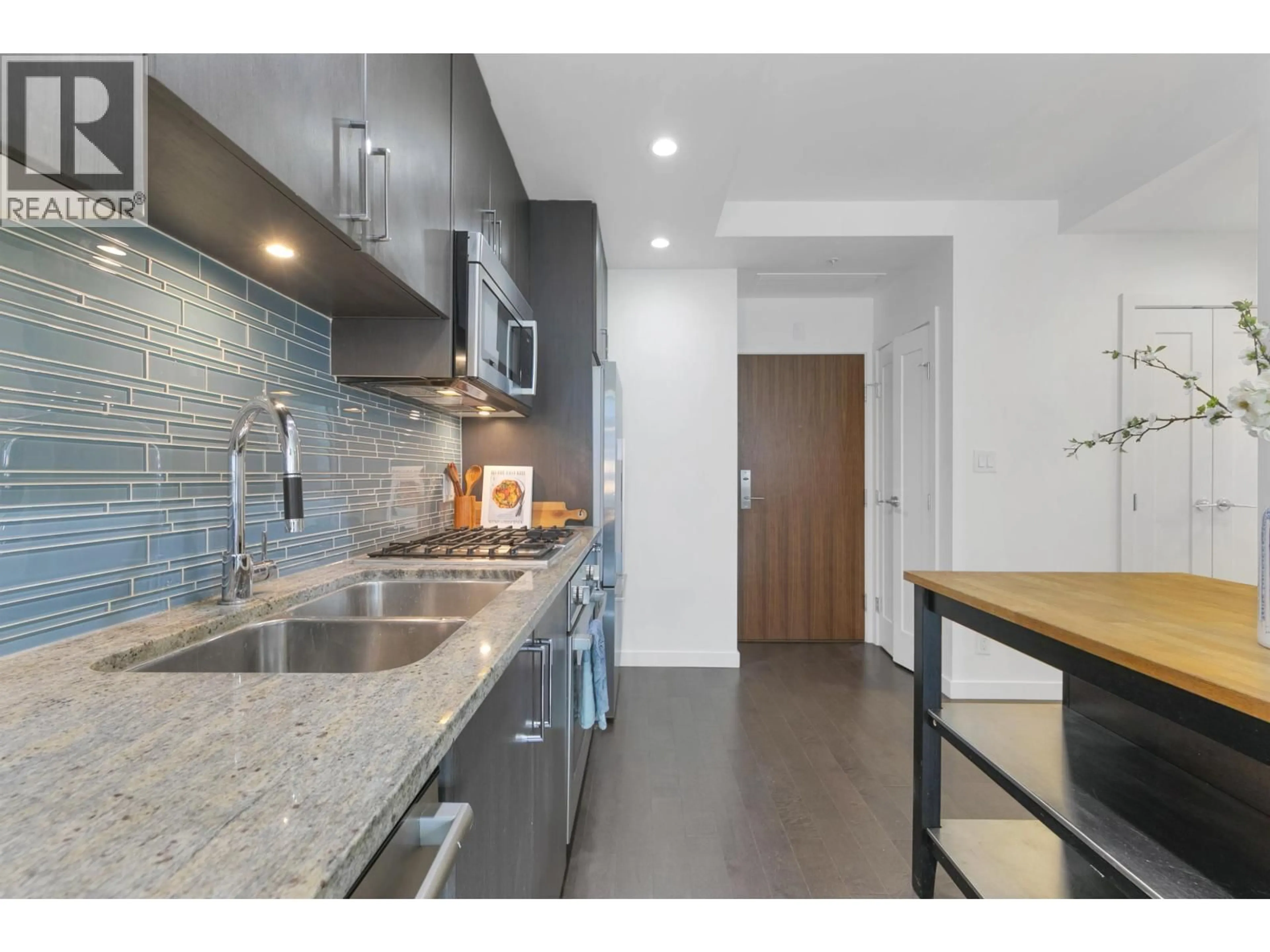 Unknown for 510 - 38 1ST AVENUE, Vancouver British Columbia V5Y0K3