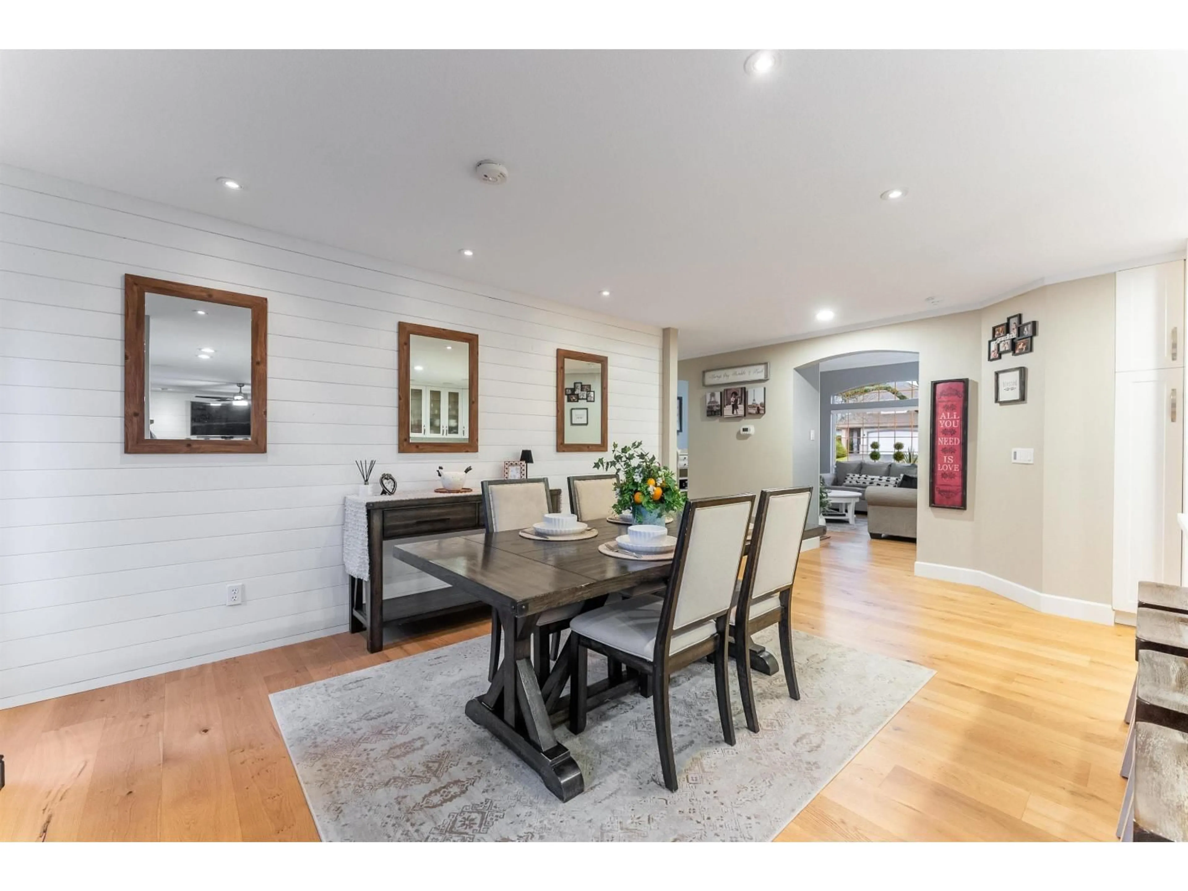 Dining room, wood/laminate floor for 5912 190A STREET, Surrey British Columbia V3S7W5
