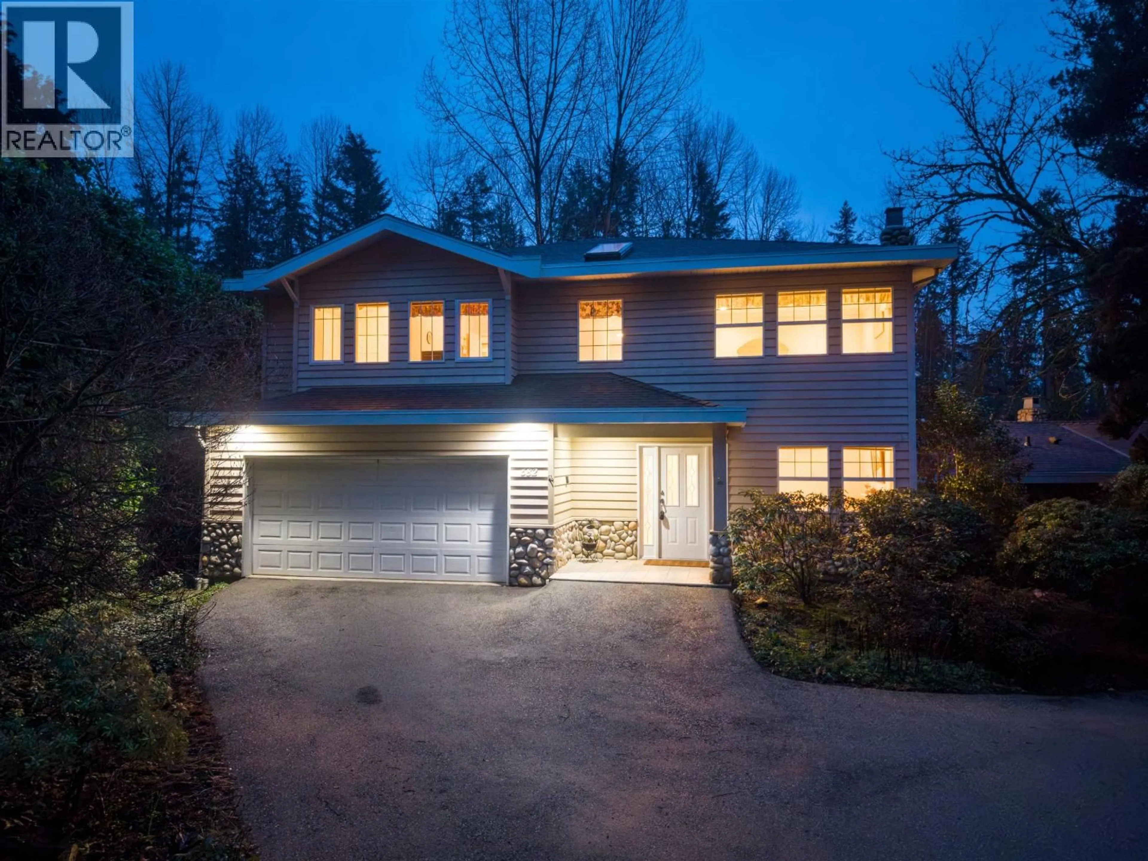 Unknown for 682 SEYMOUR BOULEVARD, North Vancouver British Columbia V7J2J6