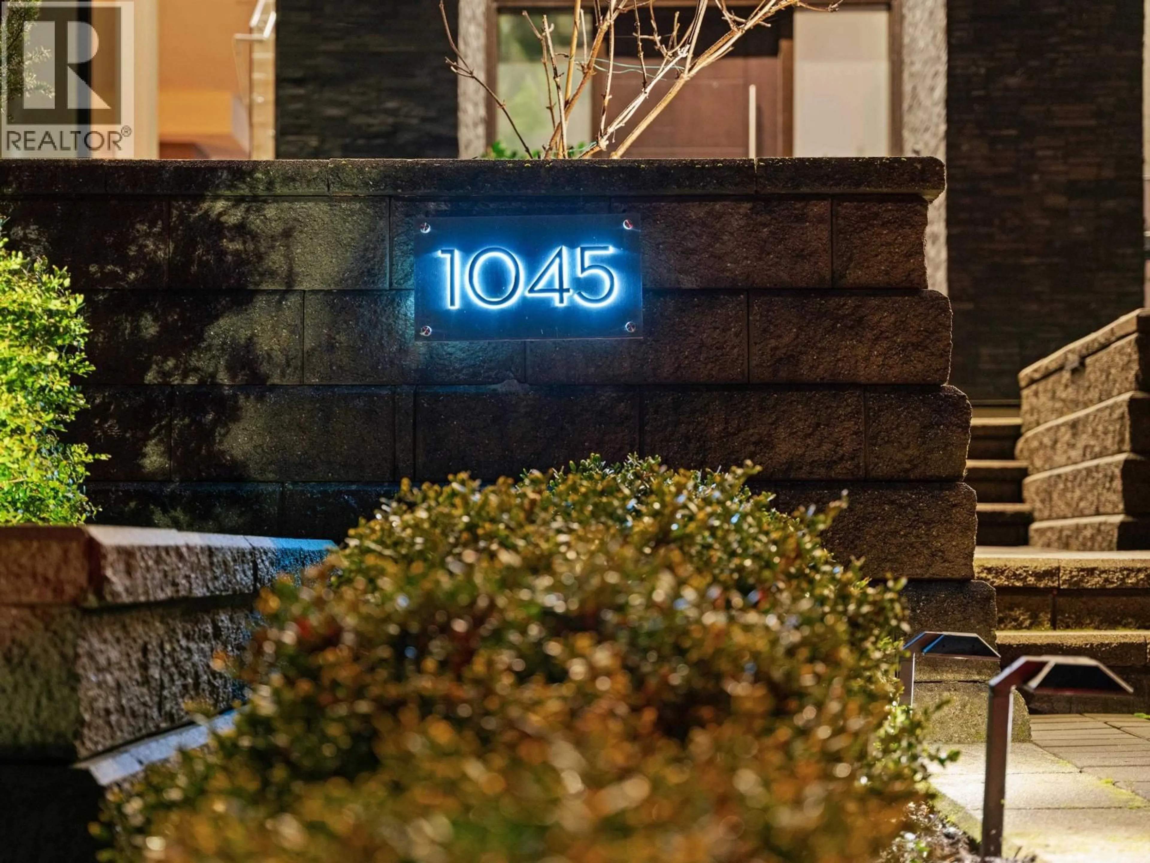 Unknown for 1045 SINCLAIR STREET, West Vancouver British Columbia V7V3W1