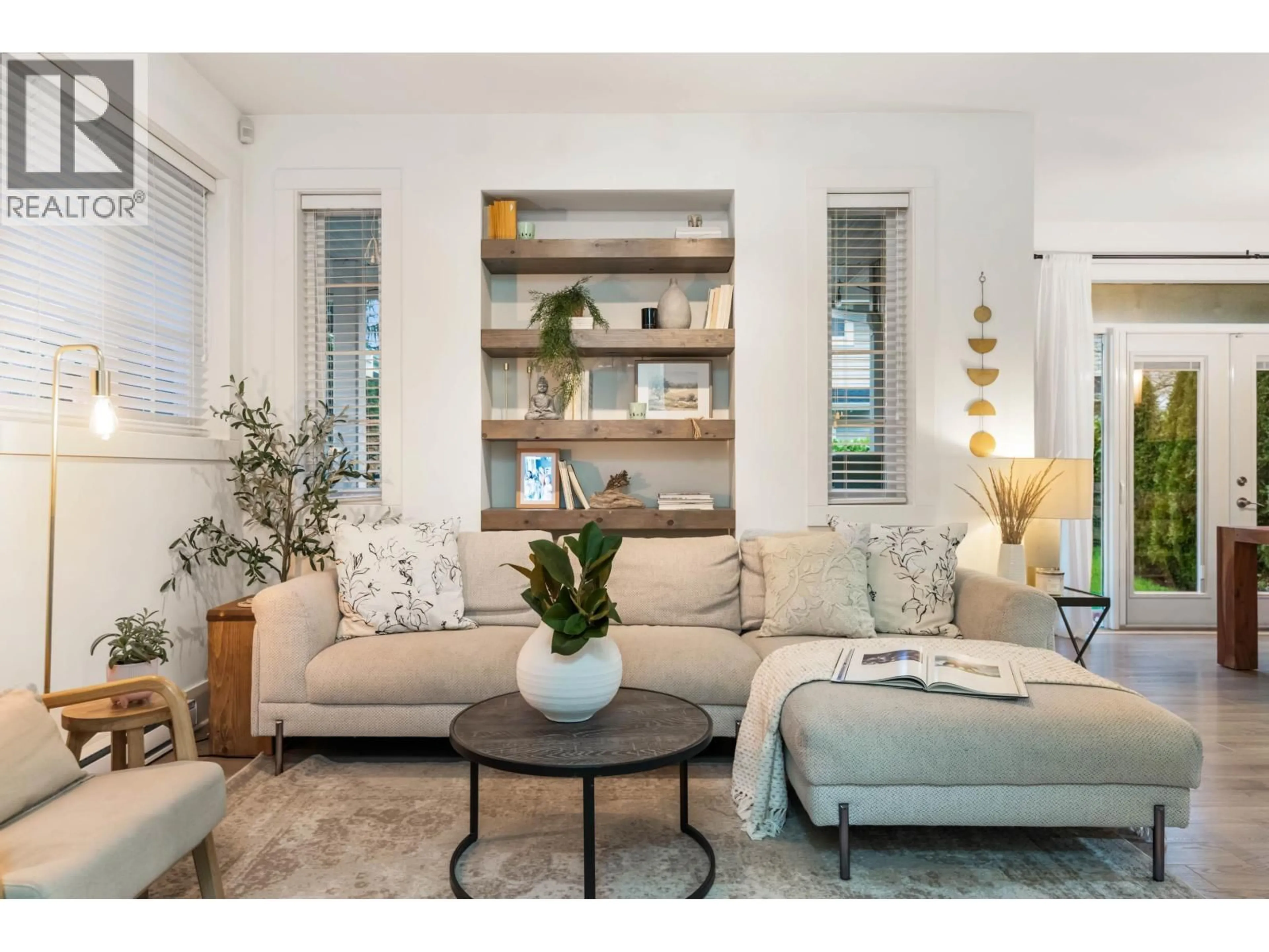 Living room with furniture, unknown for 24 - 12161 237 STREET, Maple Ridge British Columbia V4R0E7