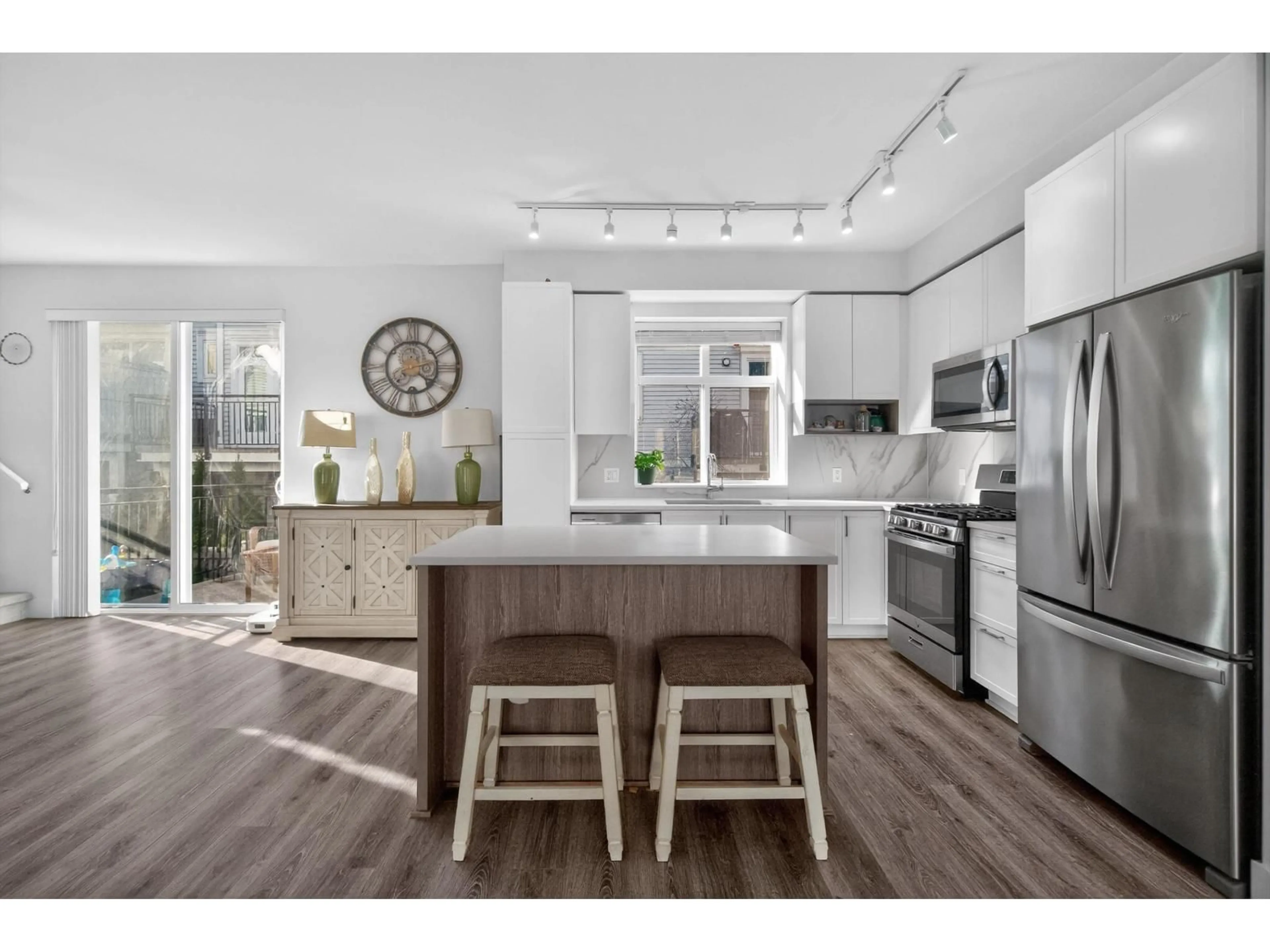 Open concept kitchen, unknown for 60 - 9688 162A STREET, Surrey British Columbia V4N2E7