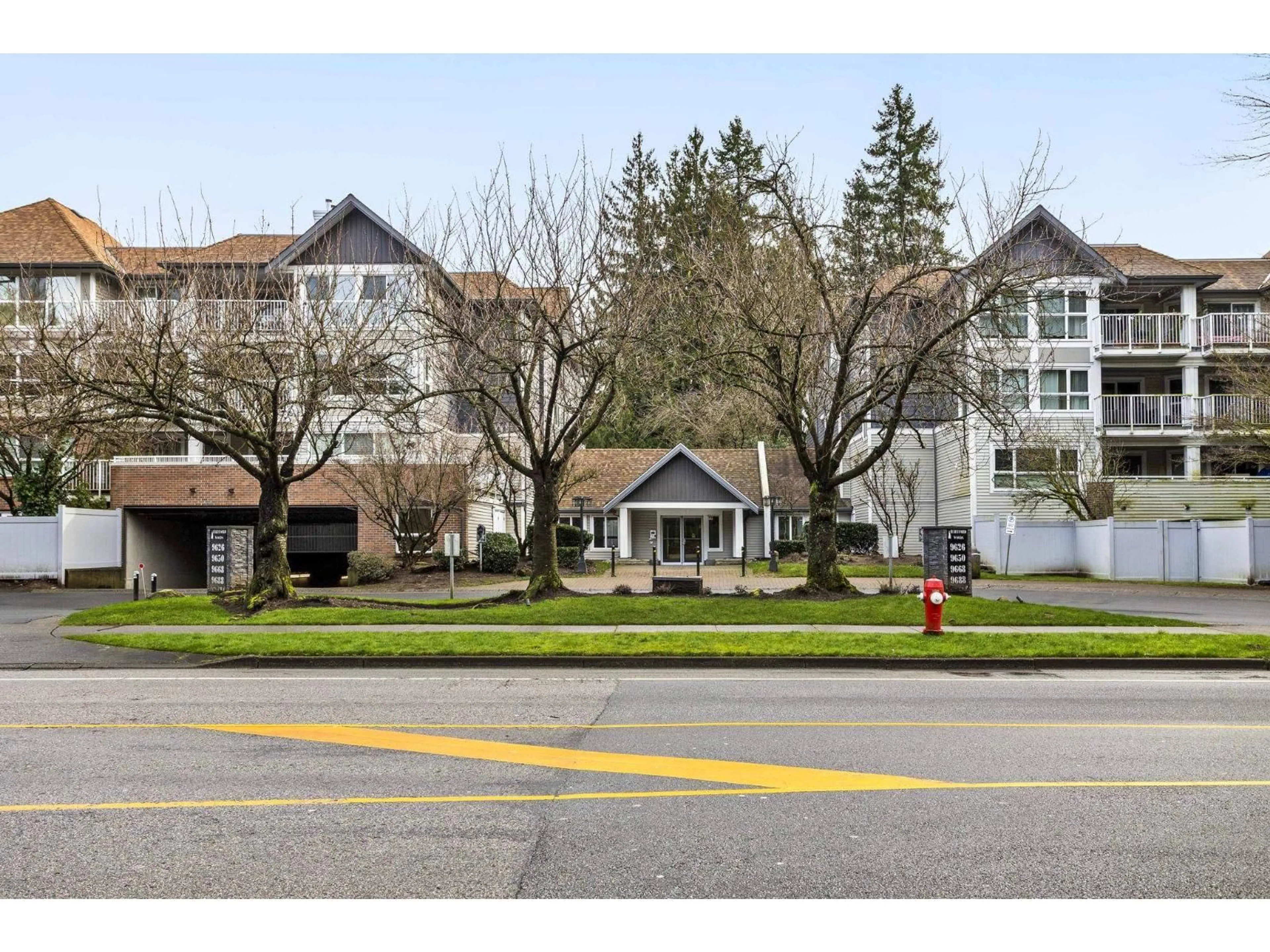 Blurry image for 109 - 9650 148 STREET, Surrey British Columbia V3R0W2