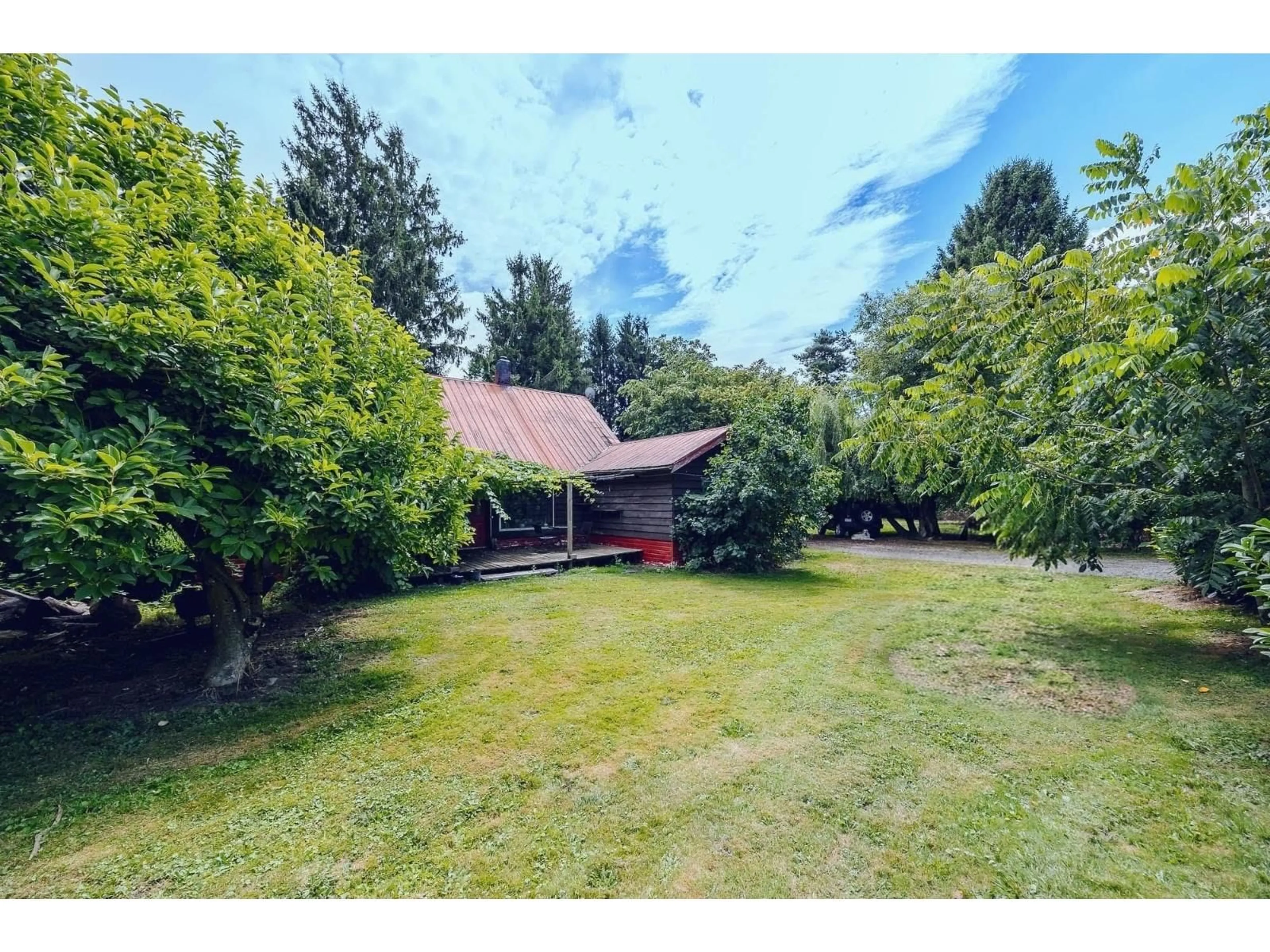 A pic from outside/outdoor area/front of a property/back of a property/a pic from drone, unknown for 41582 NICOMEN ISLAND TRUNK ROAD, Mission British Columbia V0M1G0