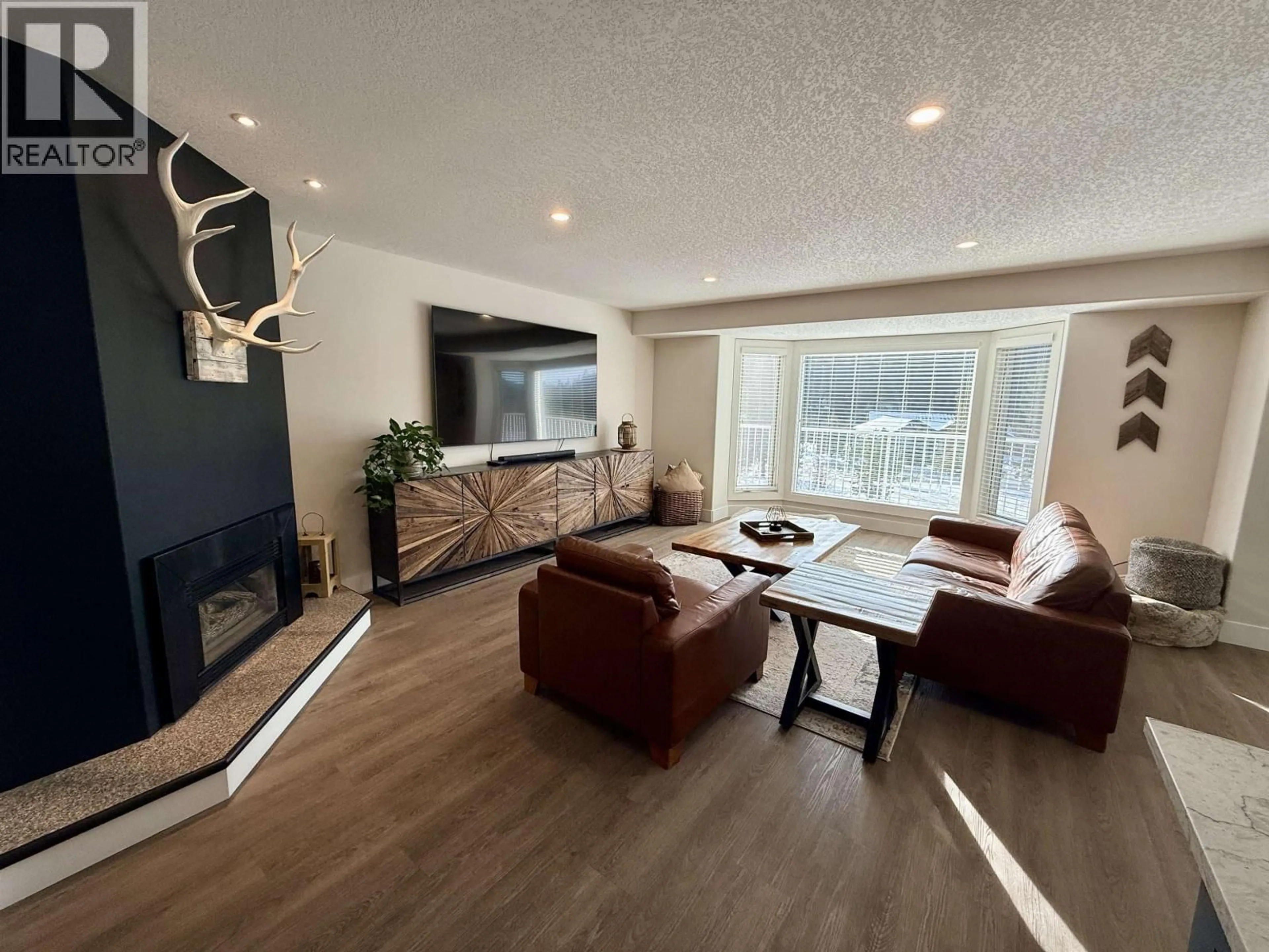 Living room with furniture, unknown for 9278 NORTH NECHAKO ROAD, Prince George British Columbia V2K4Z9