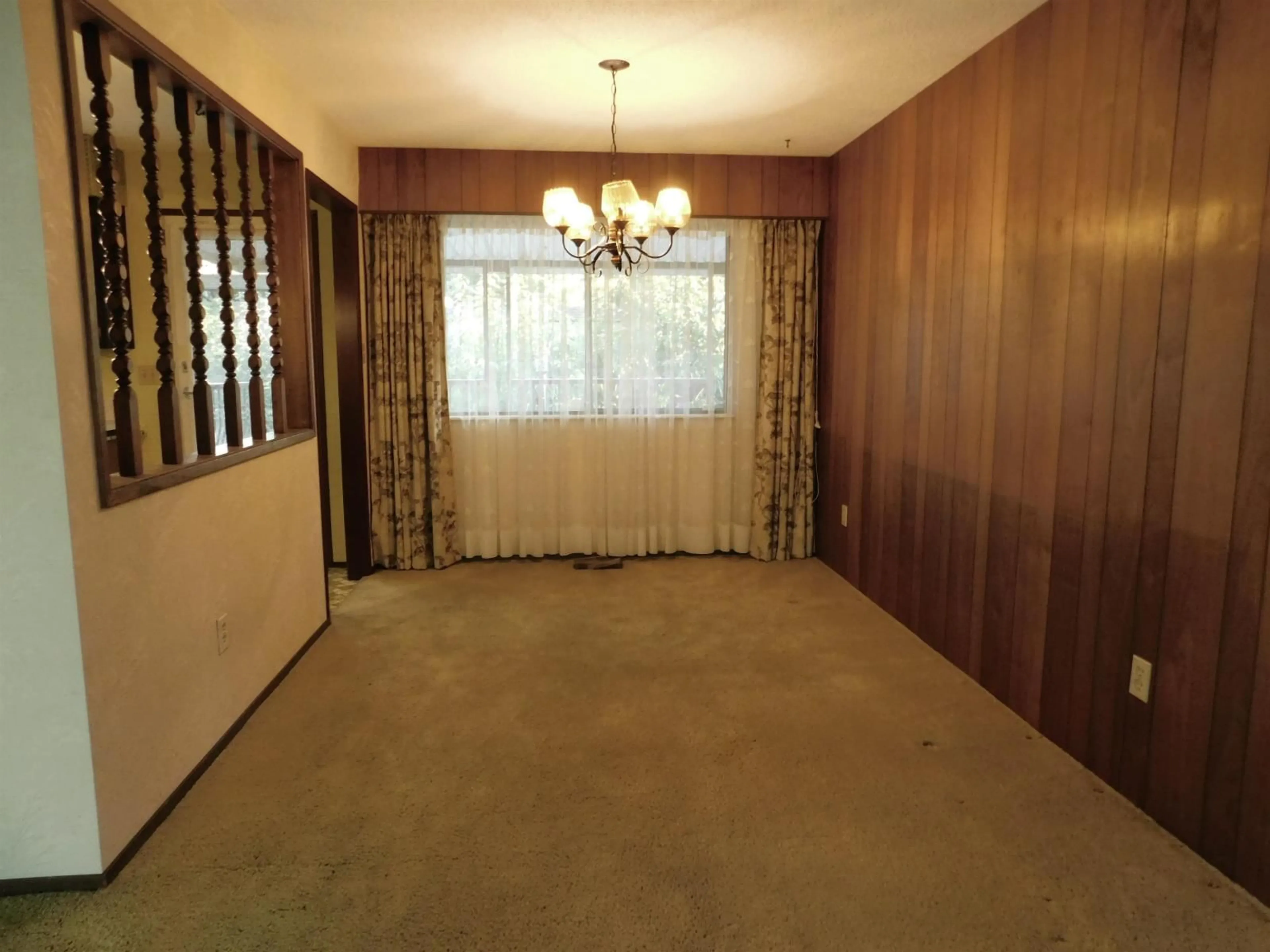 A pic of a room for 14758 HALSTEAD PLACE, Surrey British Columbia V3R6S5