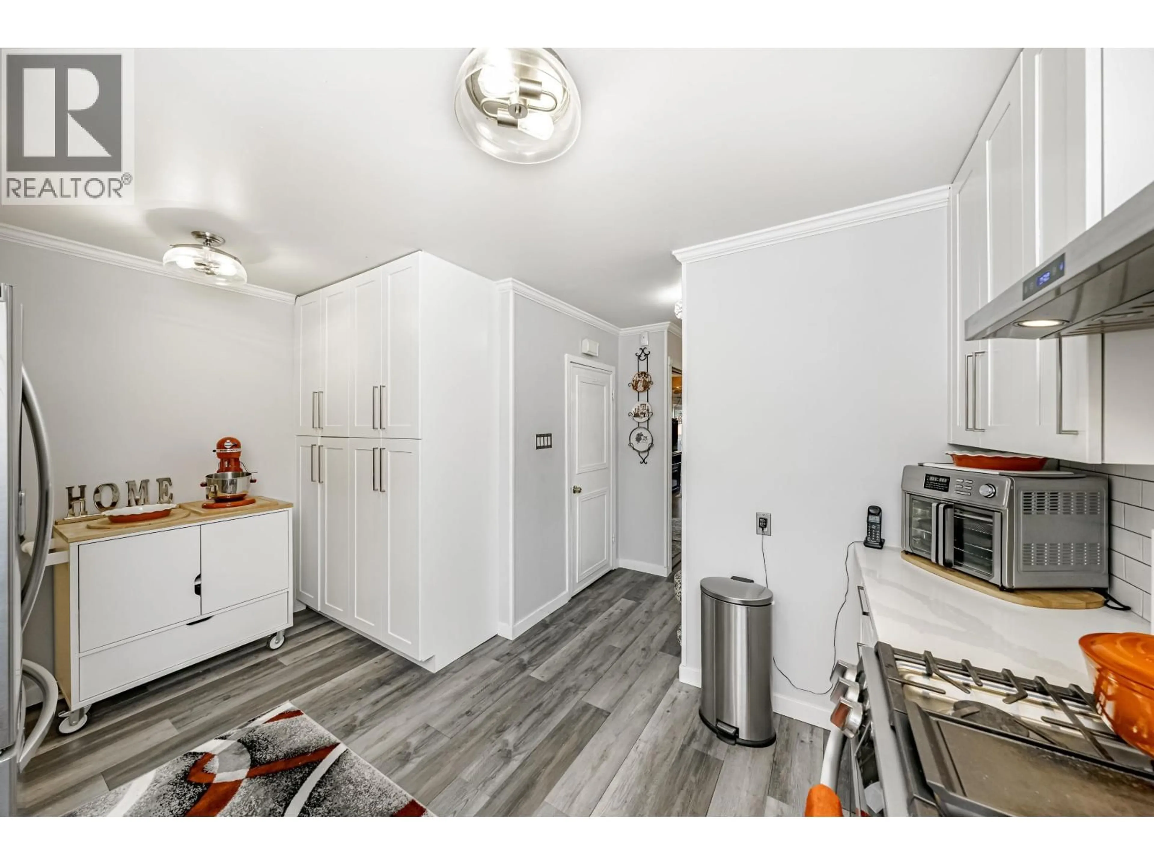 Standard kitchen, unknown for 3035 ASHBROOK PLACE, Coquitlam British Columbia V3C4A8