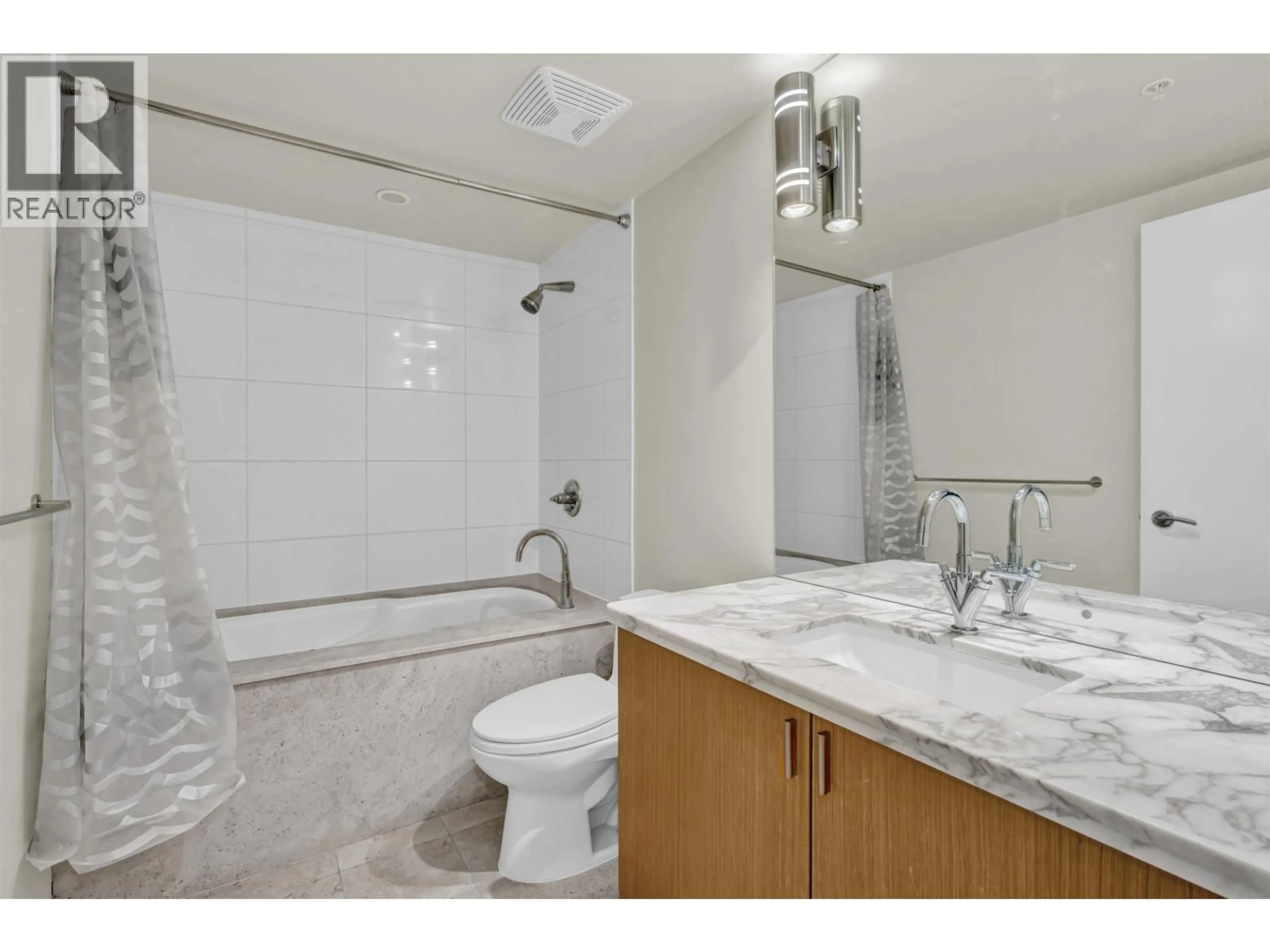 Standard bathroom, ceramic/tile floor for 2305 - 1205 HASTINGS STREET, Vancouver British Columbia V6E4T7
