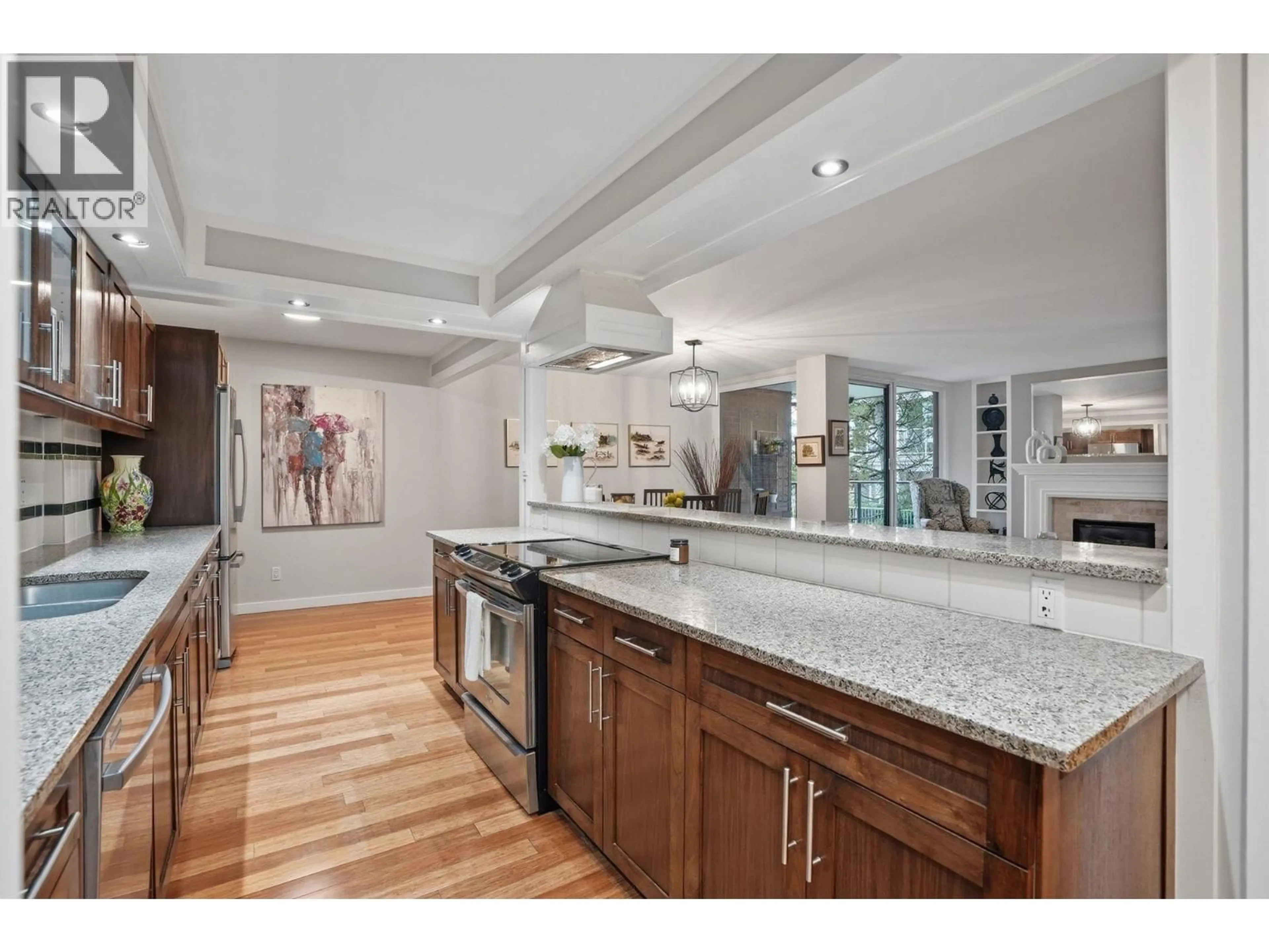 Open concept kitchen, unknown for 304 - 1350 VIEW CRESCENT, Delta British Columbia V4L2K3