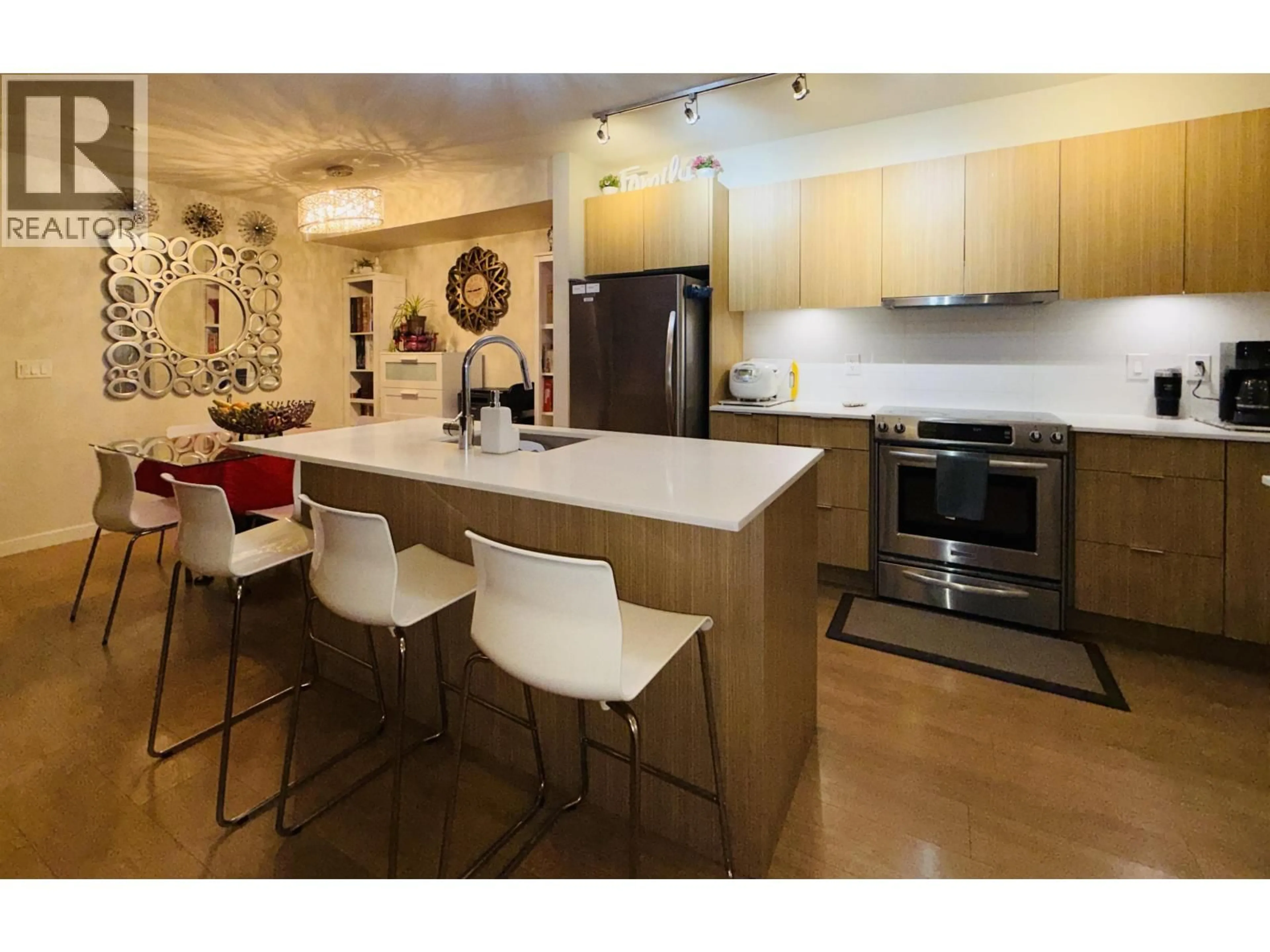 Open concept kitchen, ceramic/tile floor for 49 - 3728 THURSTON STREET, Burnaby British Columbia V5H0E6