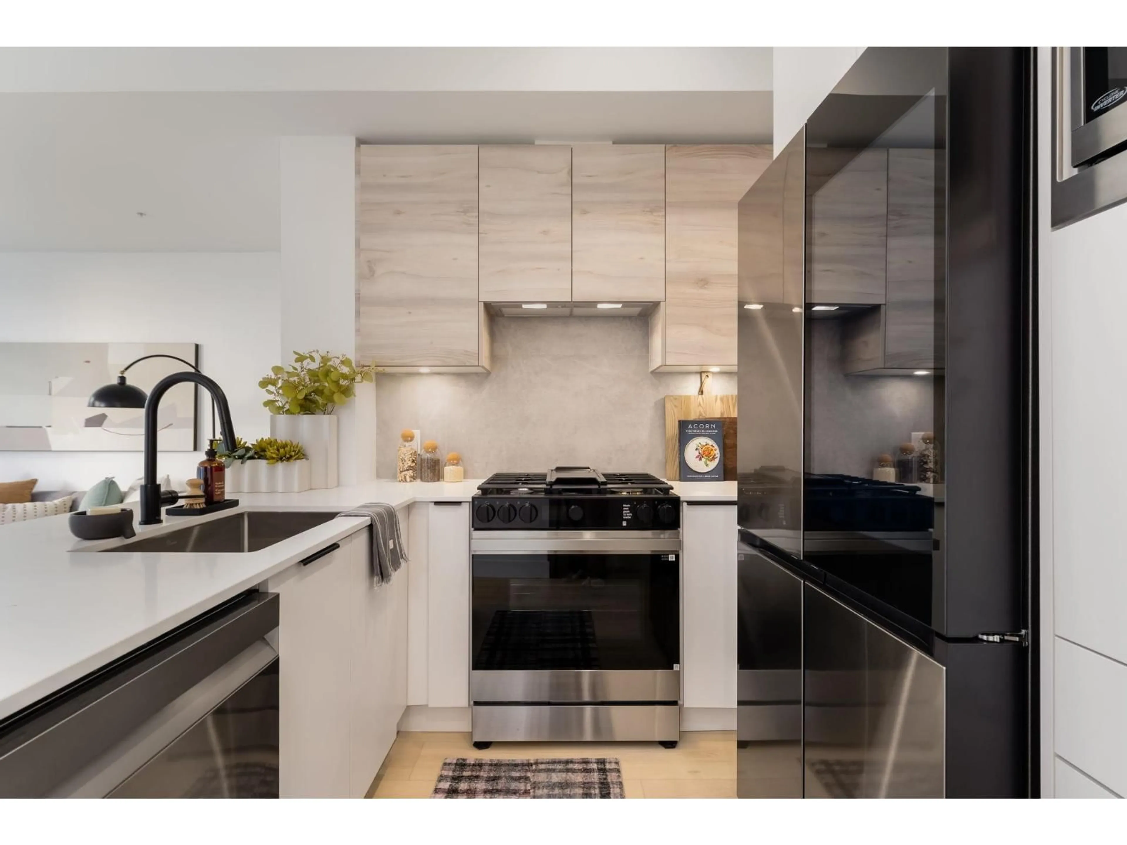 Contemporary kitchen, ceramic/tile floor for 206 - 30494 CARDINAL AVENUE, Abbotsford British Columbia V2T0A5