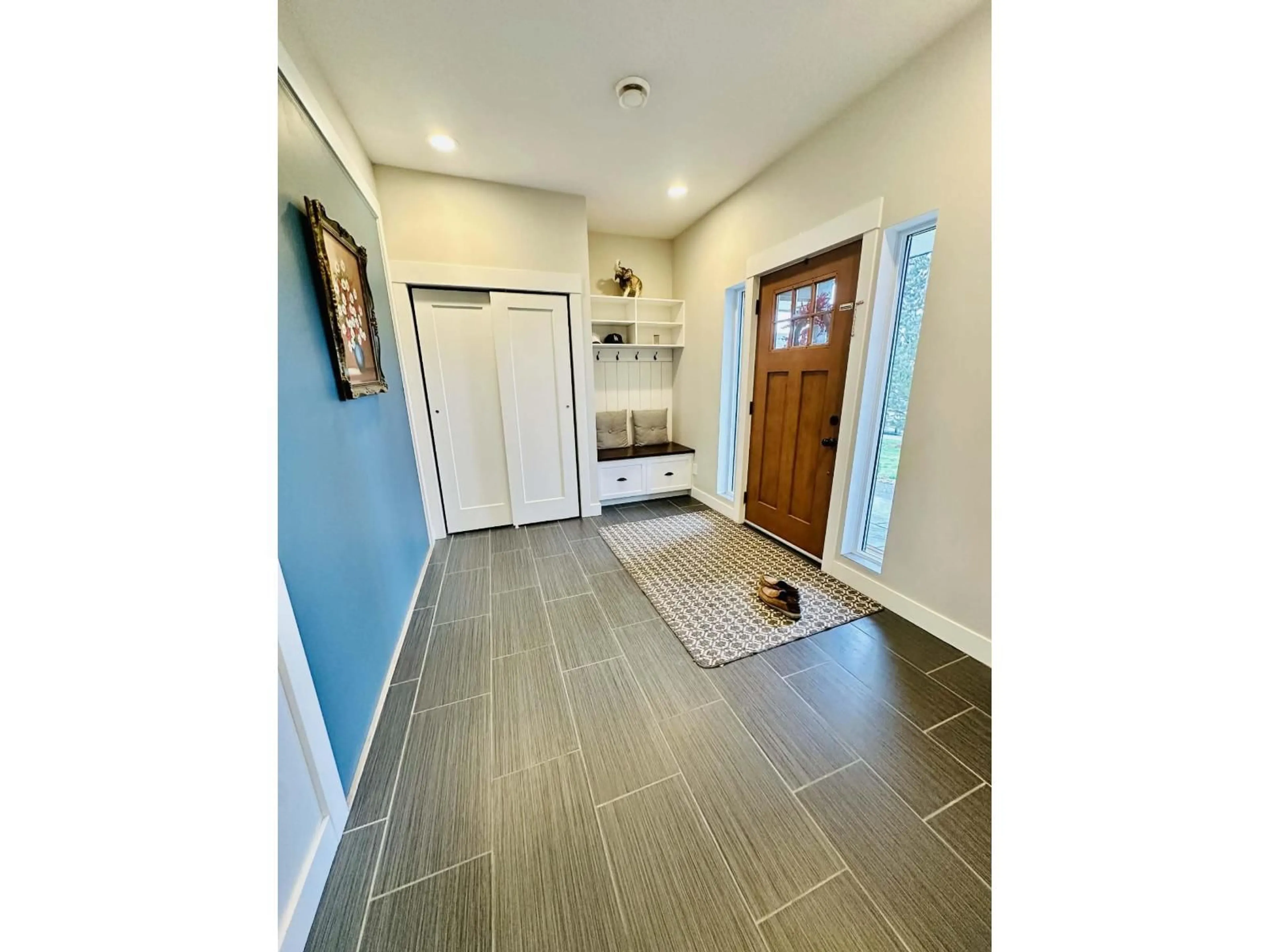 Indoor entryway for 51338 ROWANNA CRESCENT, Chilliwack British Columbia V4Z0C3