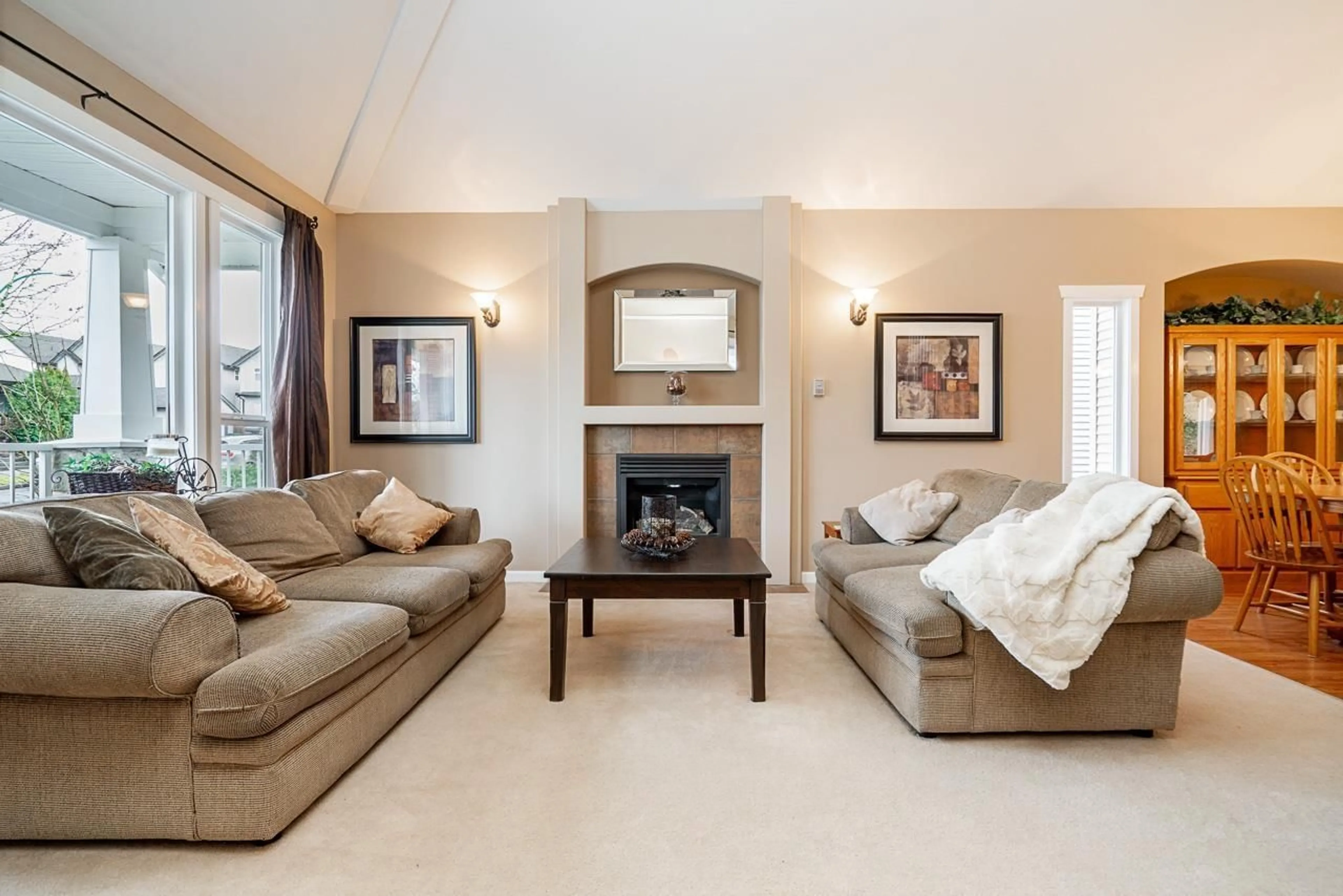 Living room with furniture, unknown for 18954 71 AVENUE, Surrey British Columbia V4N5M7