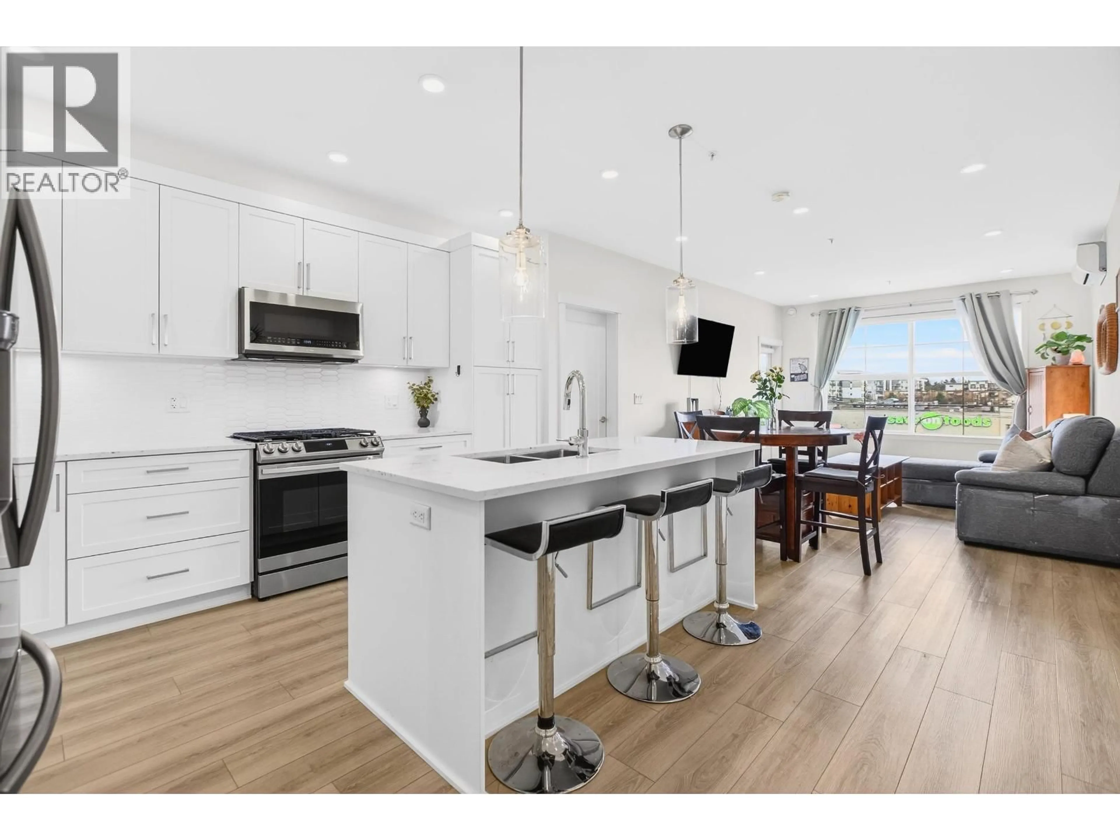 Open concept kitchen, unknown for 406 - 11865 227 STREET, Maple Ridge British Columbia V2X6H8