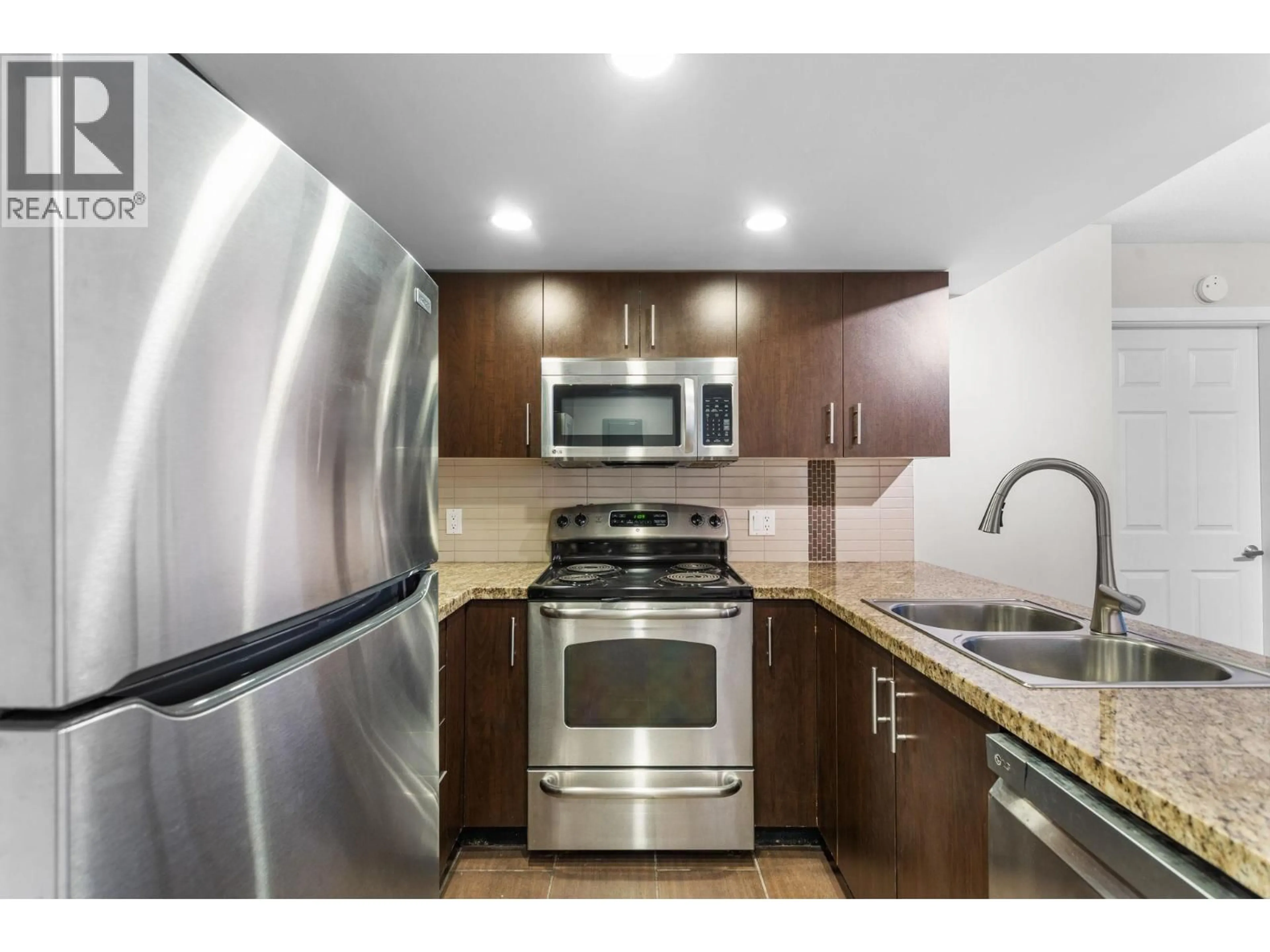 Standard kitchen, unknown for 303 - 200 KEARY STREET, New Westminster British Columbia V3L0A6