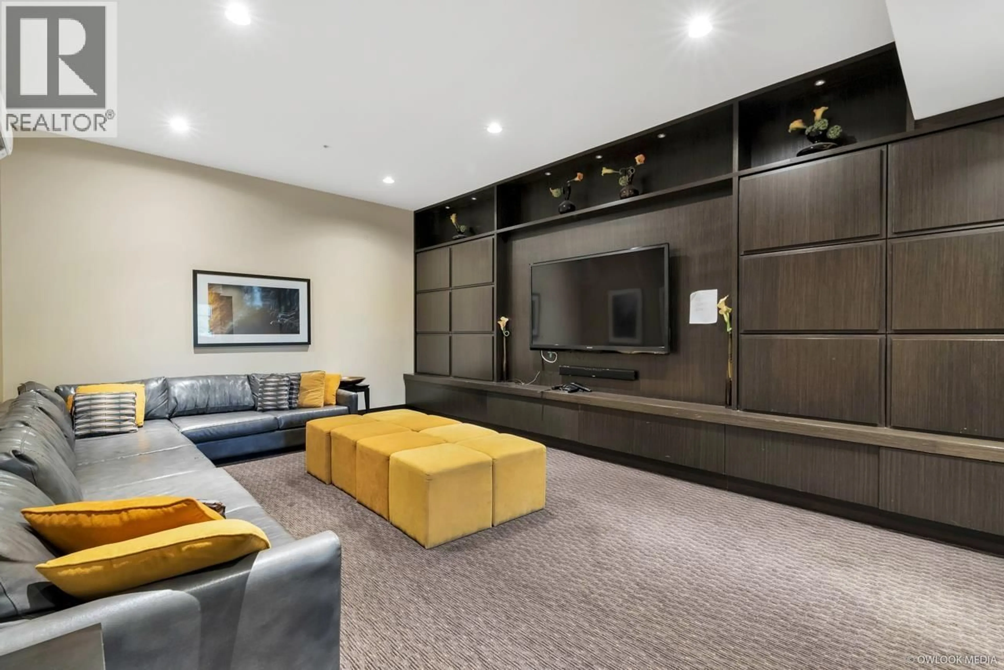 Lobby for 318 - 9388 MCKIM WAY, Richmond British Columbia V6X0J7