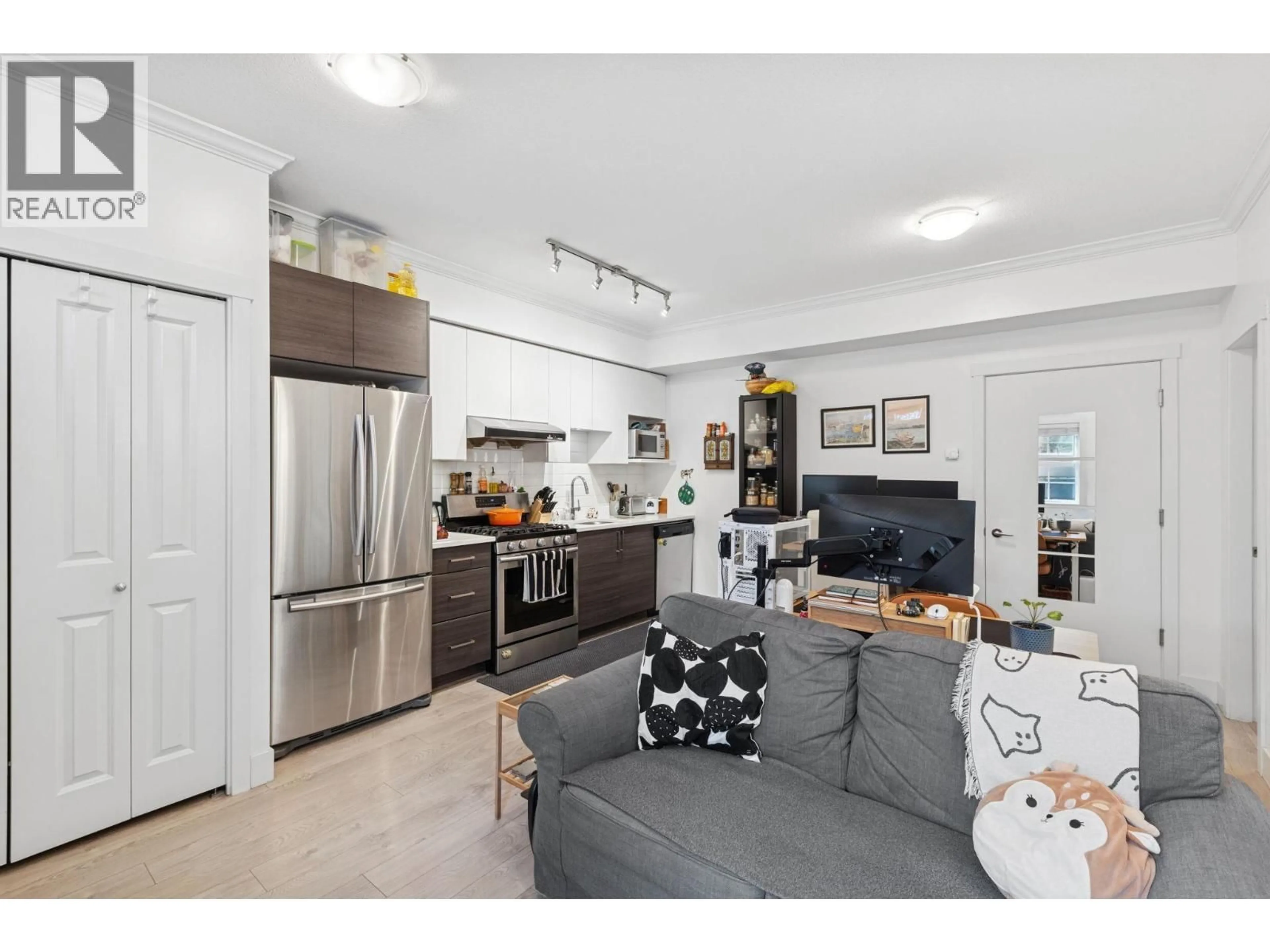 Open concept kitchen, unknown for 18 - 9691 ALBERTA ROAD, Richmond British Columbia V6Y1T7