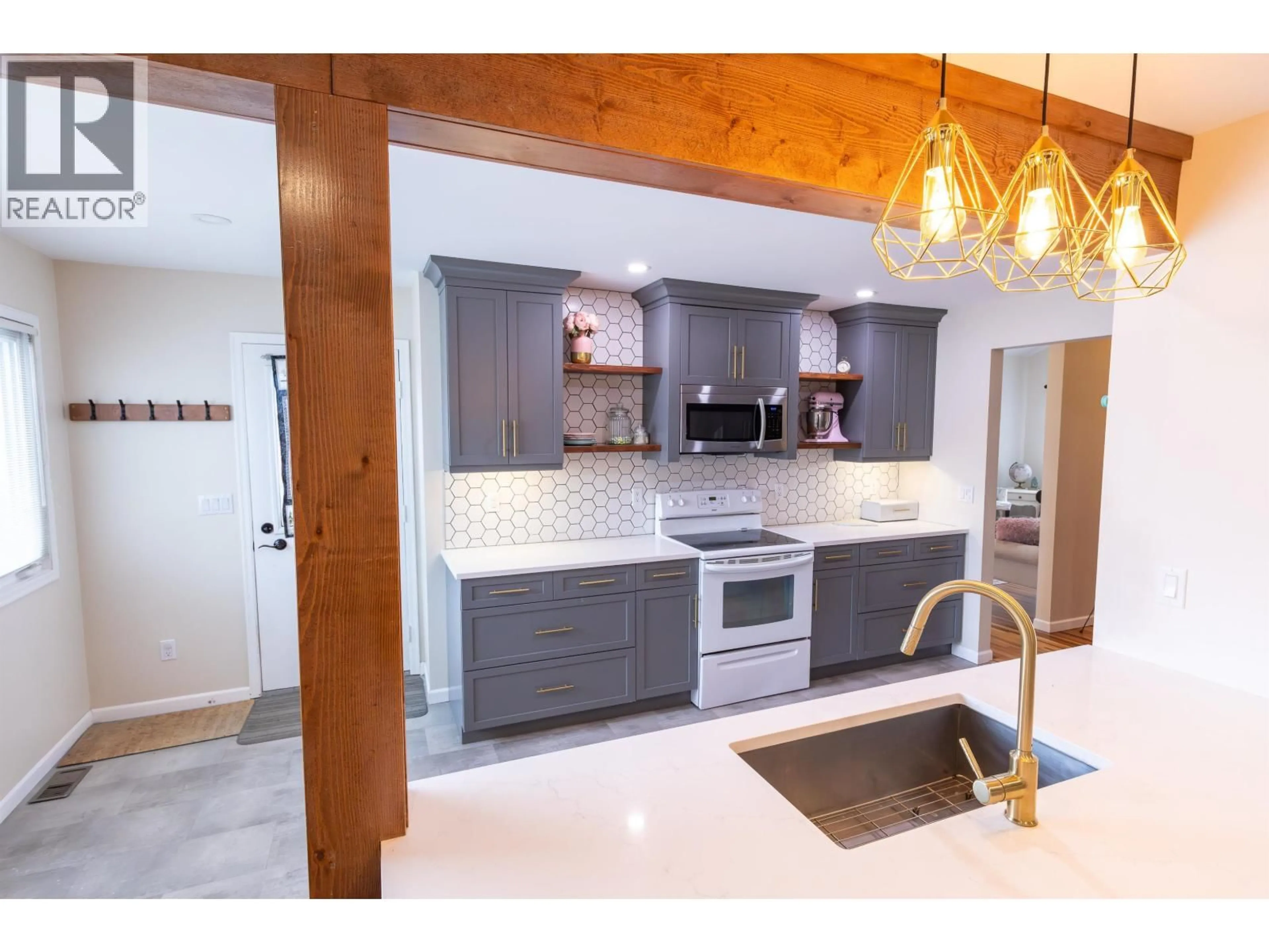 Open concept kitchen, ceramic/tile floor for 11320 91 STREET, Fort St. John British Columbia V1J5J7