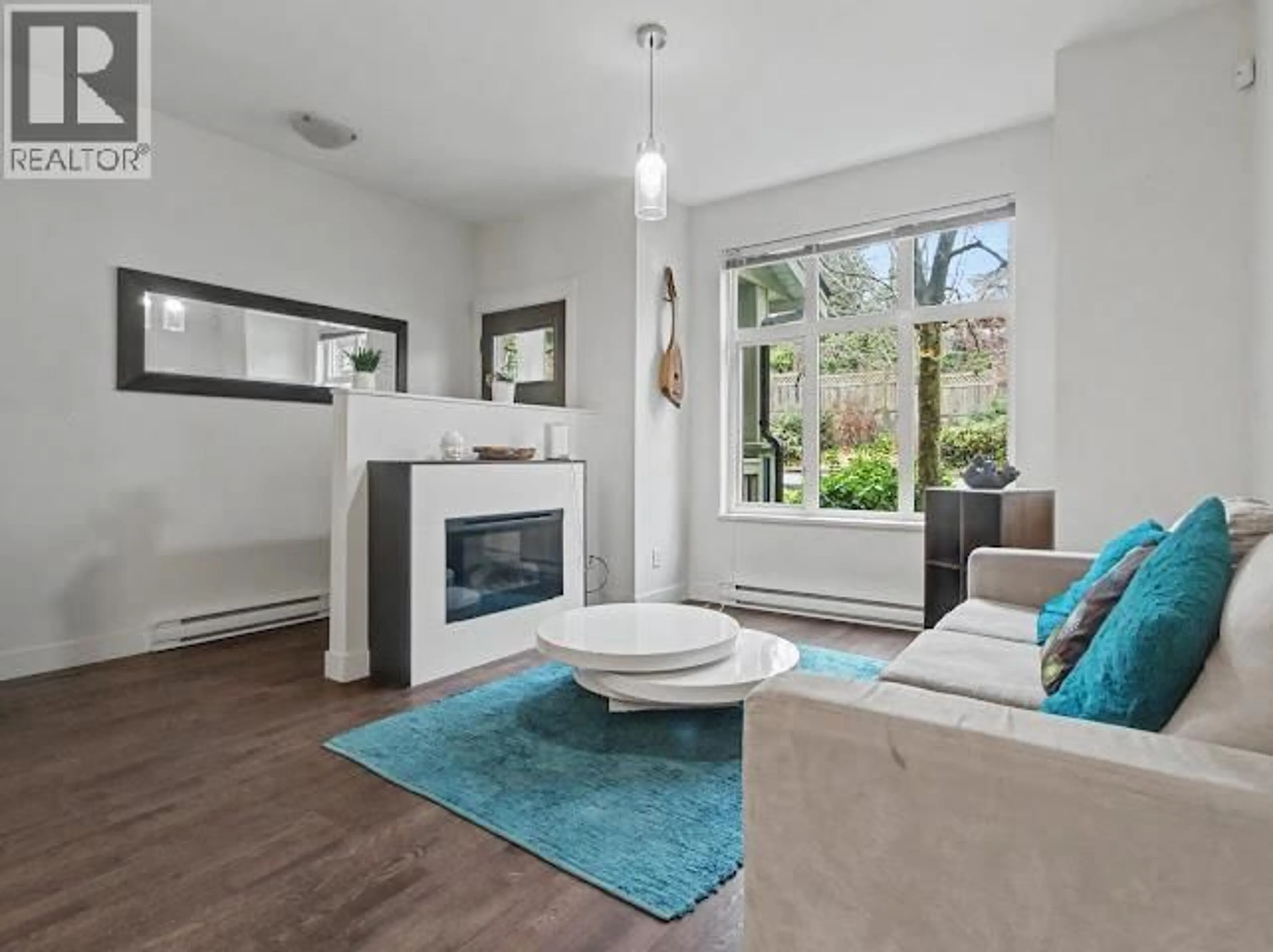 Living room with furniture, unknown for 1605 - 8485 NEW HAVEN CLOSE, Burnaby British Columbia V5J0B7