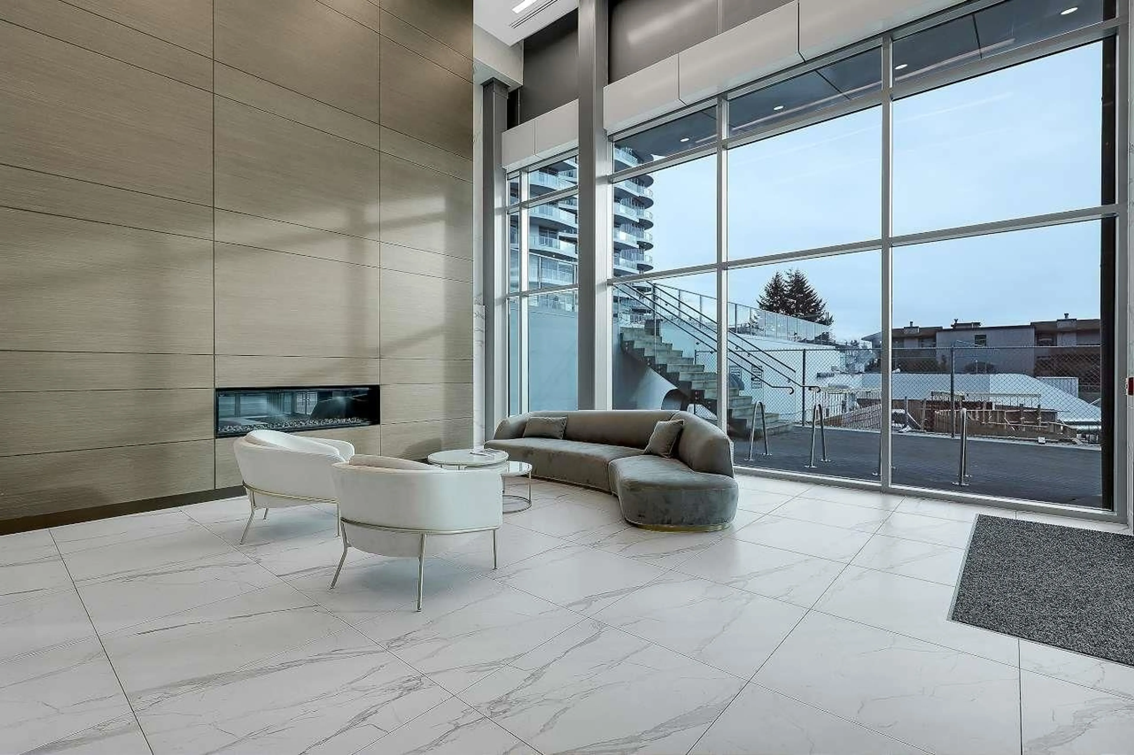 Lobby for 804 - 1500 MARTIN STREET, White Rock British Columbia V4B0C2