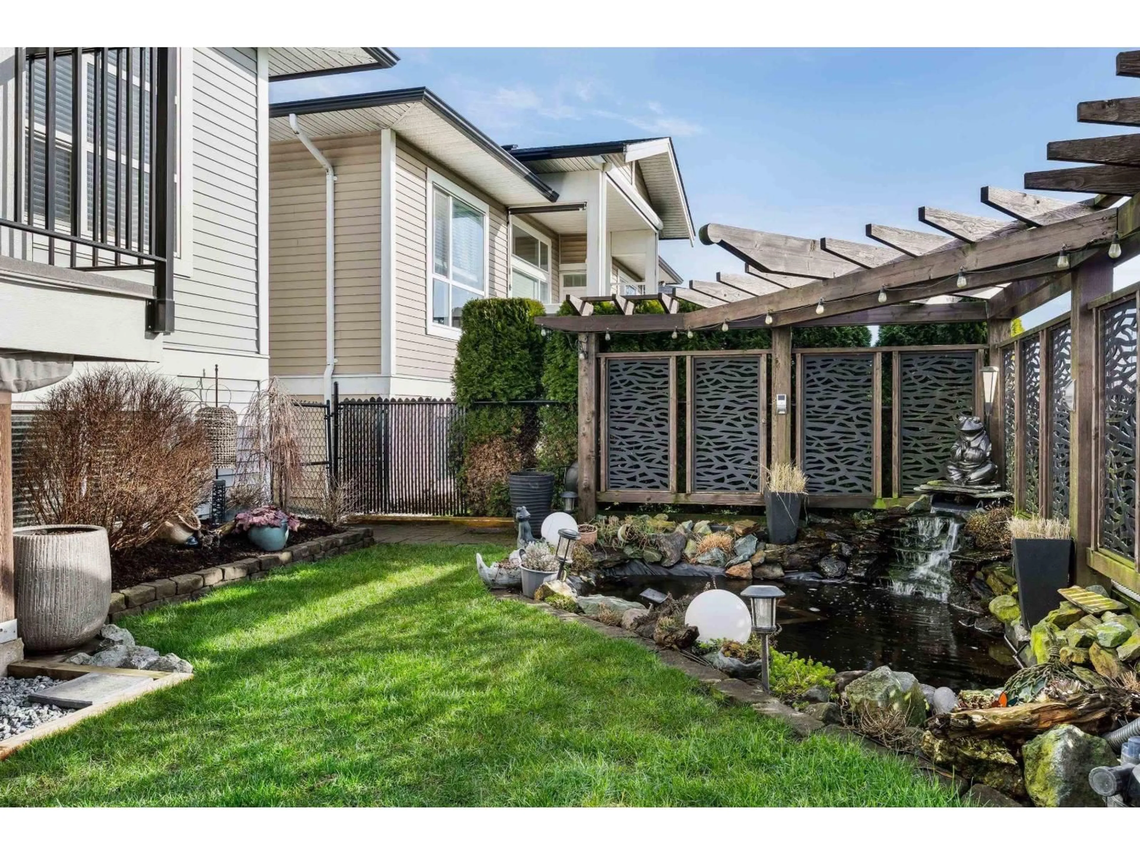 Patio, unknown for 43 - 46213 HAKWELES ROAD, Chilliwack British Columbia V4Z0C6