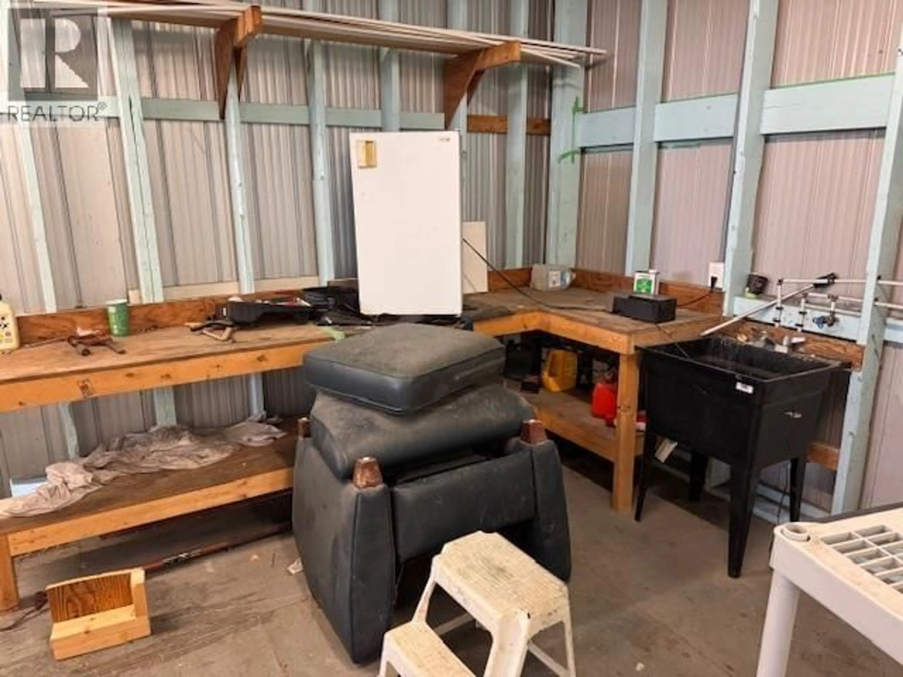 A pic of a room for 1 - 23226 DYKE ROAD, Richmond British Columbia V6V1E2