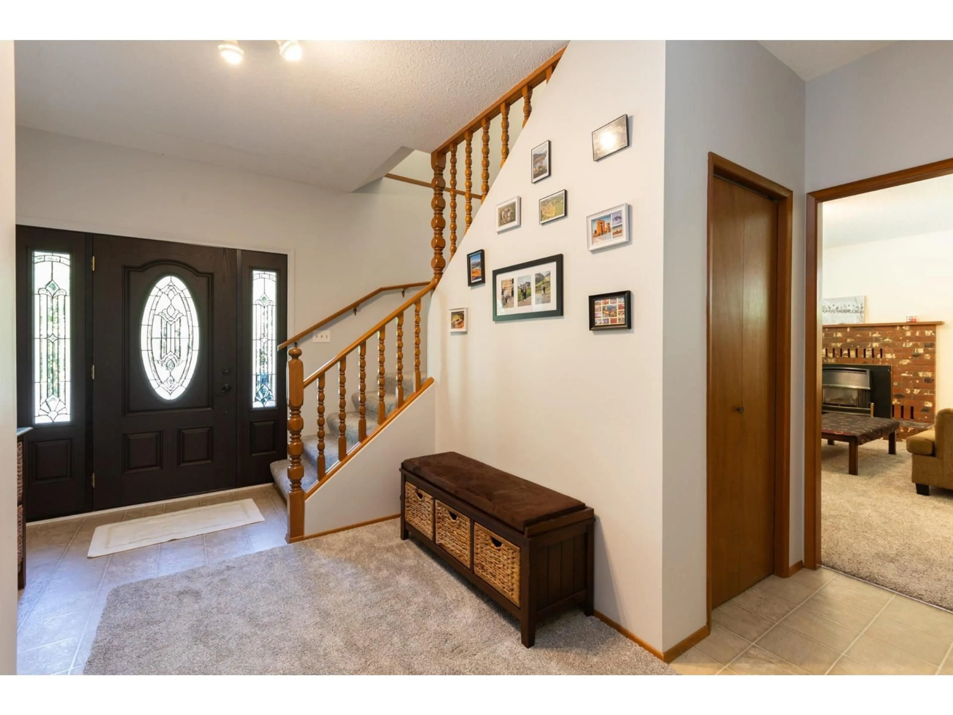 Indoor entryway for 34470 LABURNUM AVENUE, Abbotsford British Columbia V2S4V2