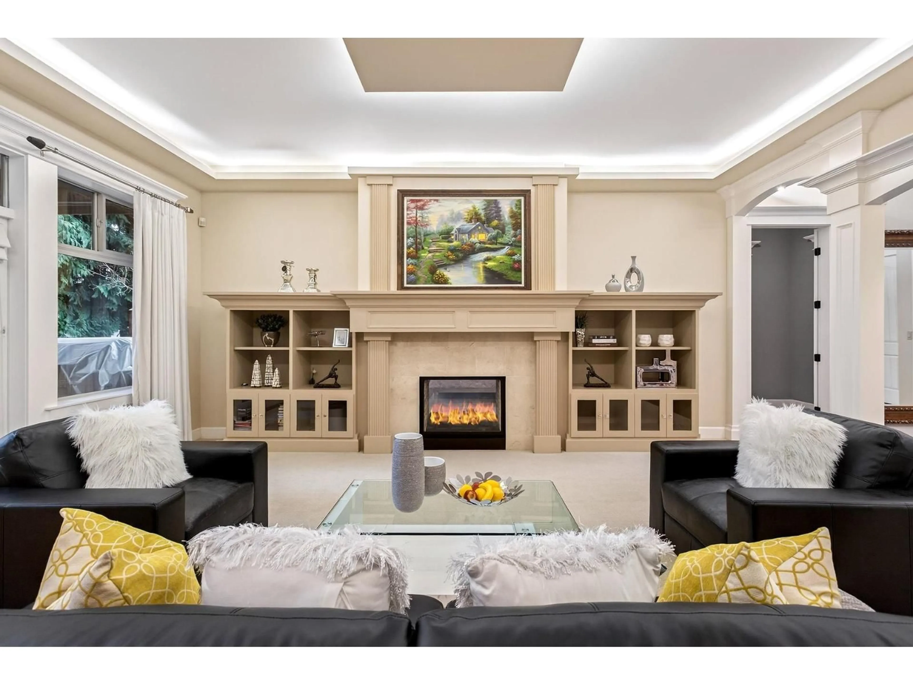 Living room with furniture, unknown for 1688 134B STREET, Surrey British Columbia V4A0A6