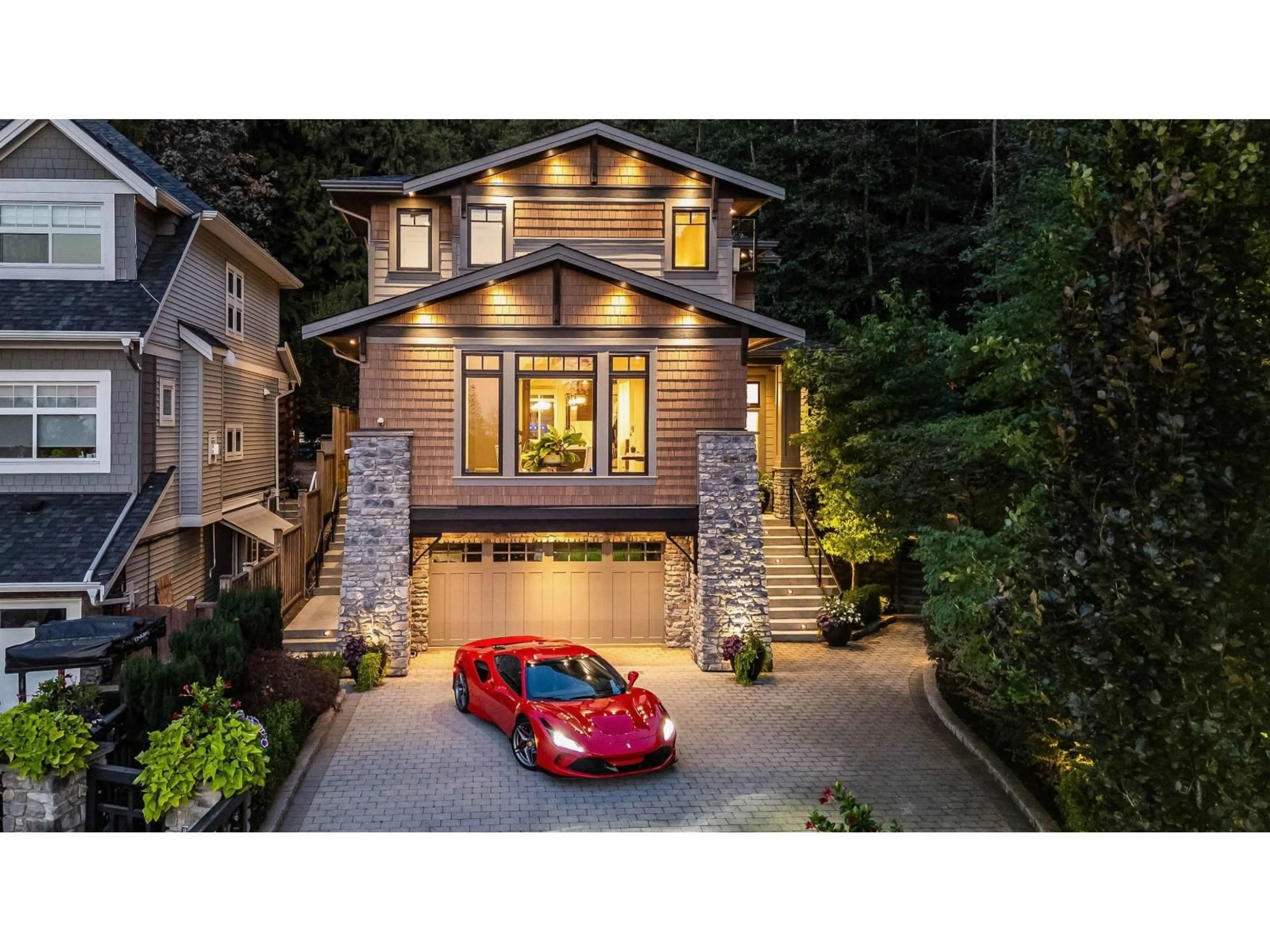 Indoor garage for 35797 LEDGEVIEW DRIVE, Abbotsford British Columbia V3G2Z2