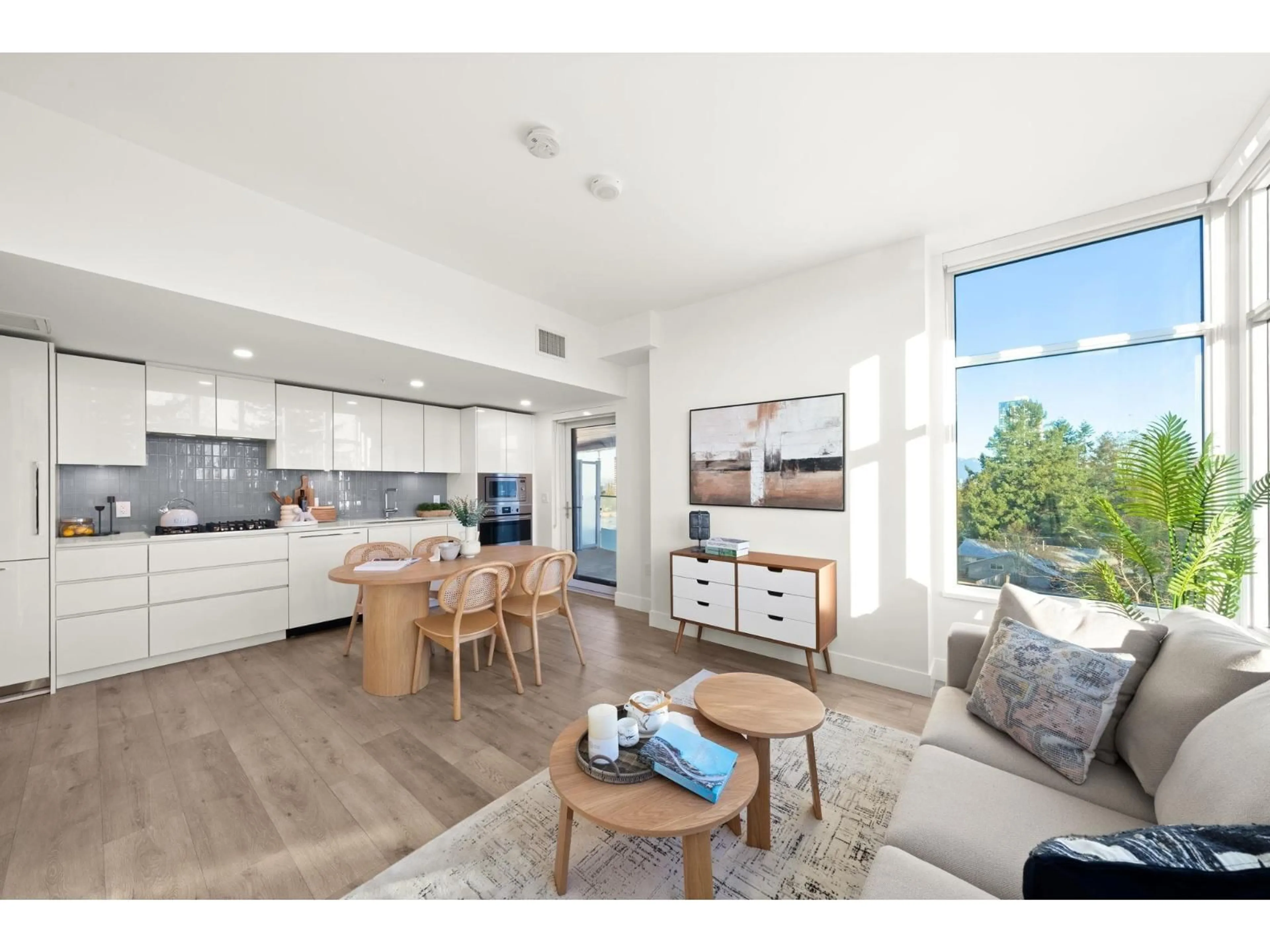 Open concept kitchen, unknown for 610 - 10428 WHALLEY BOULEVARD, Surrey British Columbia V3T0W2