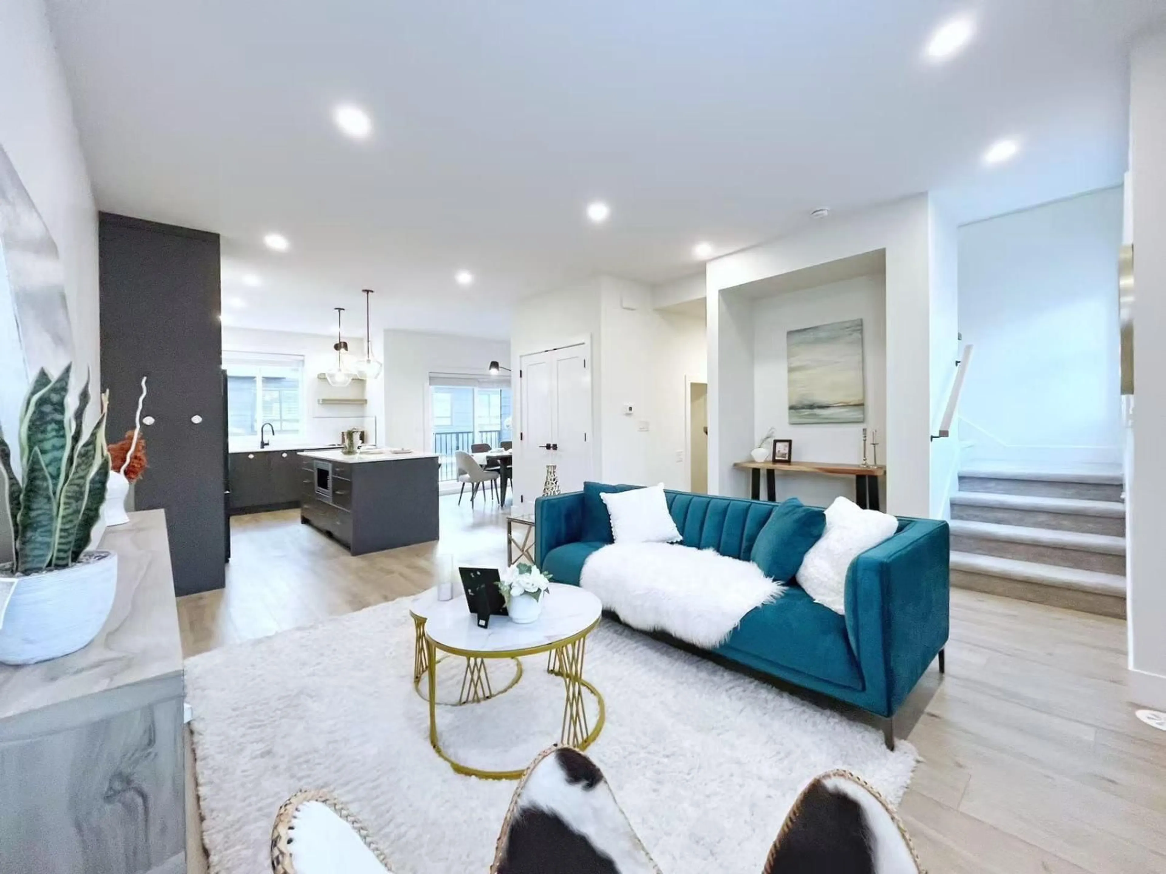 Living room with furniture, unknown for 7 - 16358 23A AVENUE, Surrey British Columbia V3Z1J7