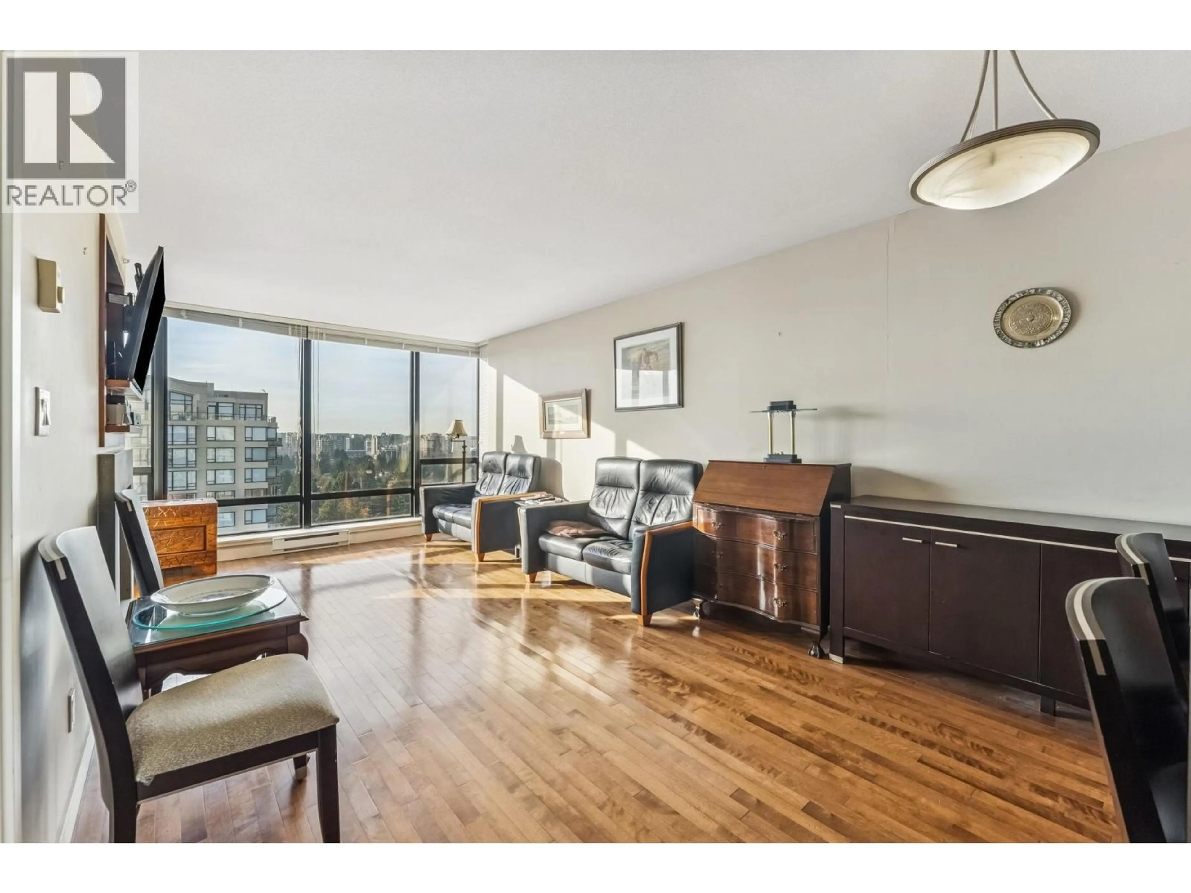 Living room with furniture, wood/laminate floor for 1707 - 6233 KATSURA STREET, Richmond British Columbia V6Y4K1