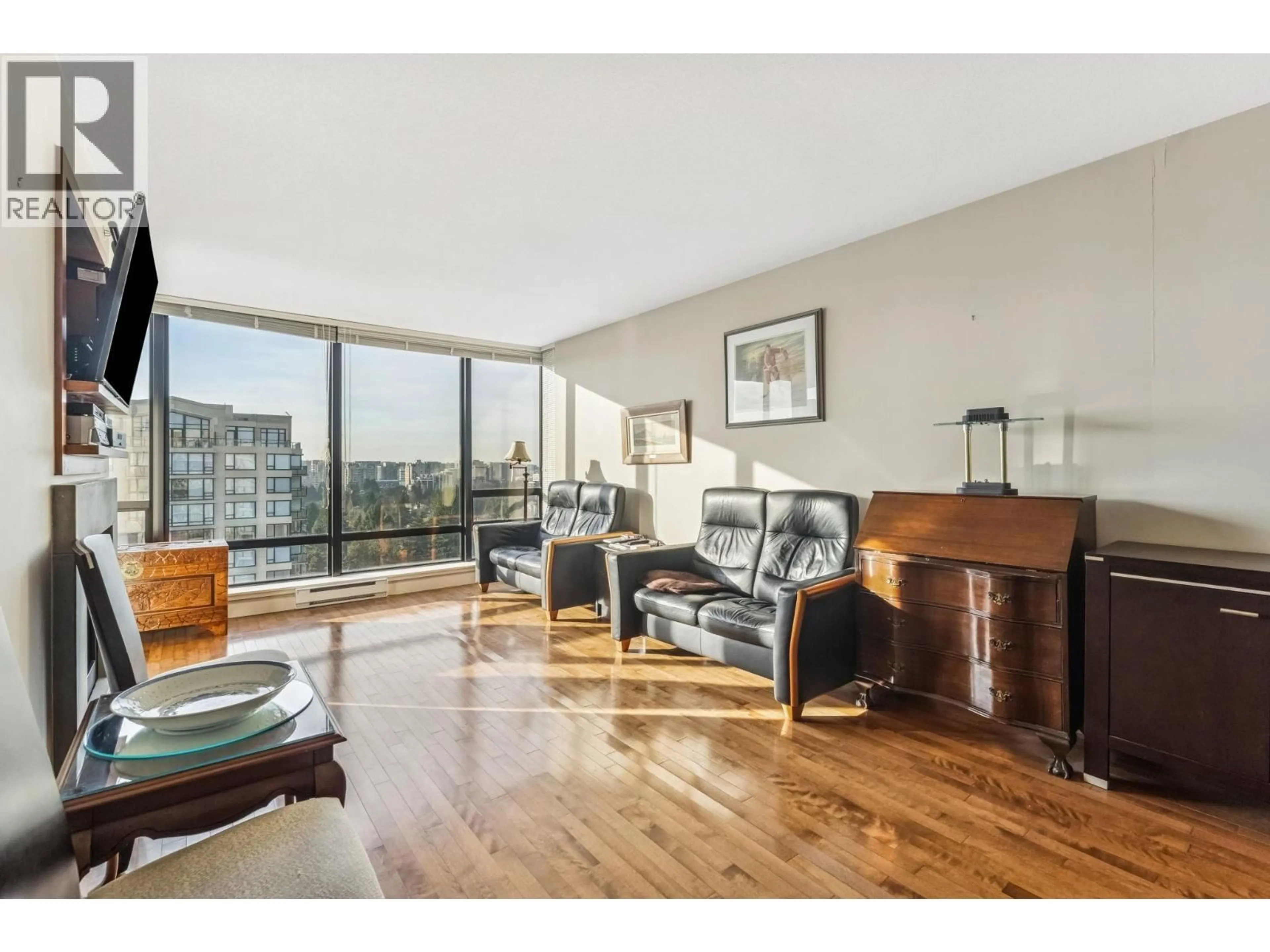 Living room with furniture, wood/laminate floor for 1707 - 6233 KATSURA STREET, Richmond British Columbia V6Y4K1