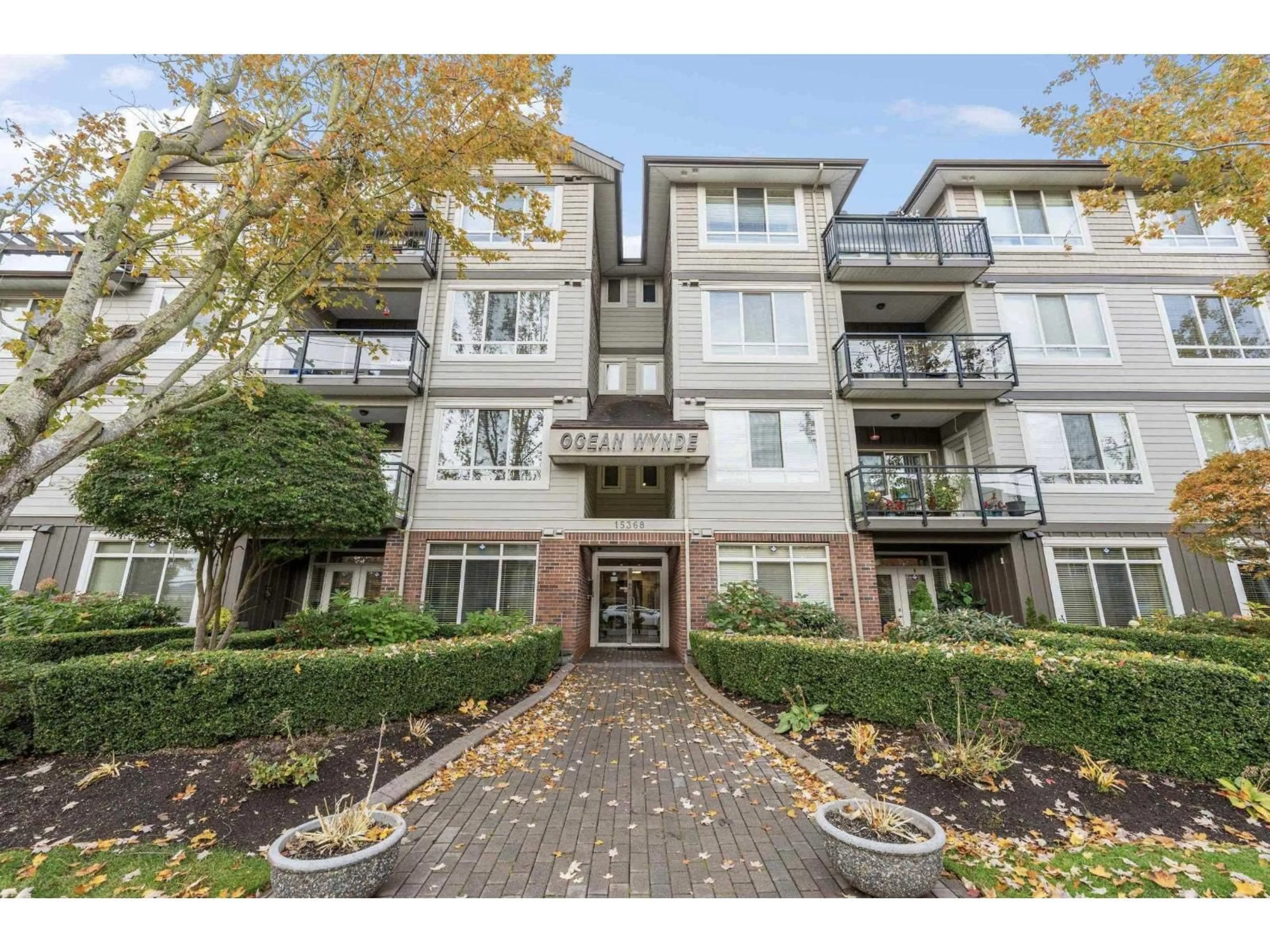 Unknown for 210 - 15368 17A AVENUE, Surrey British Columbia V4A1V3