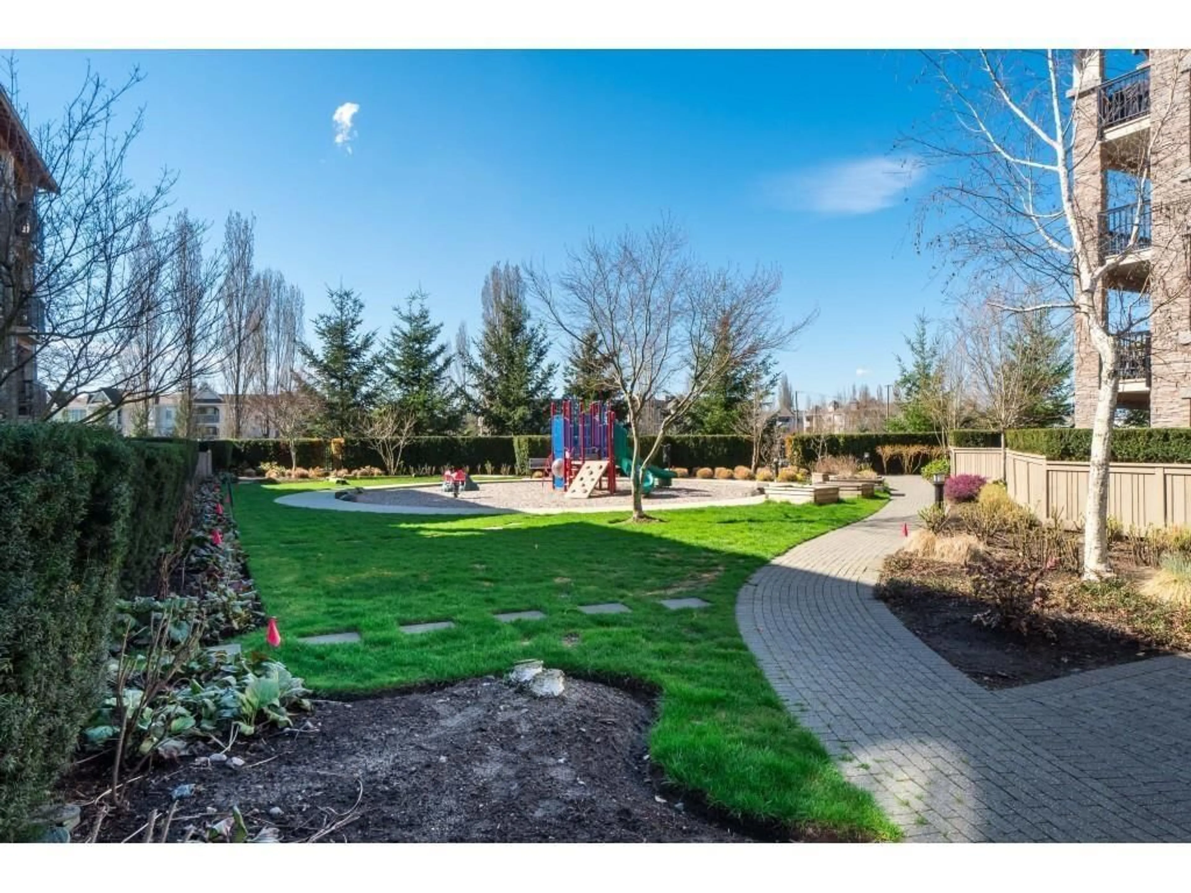 Unknown for 402 - 5655 210A STREET, Langley British Columbia V3A0G4