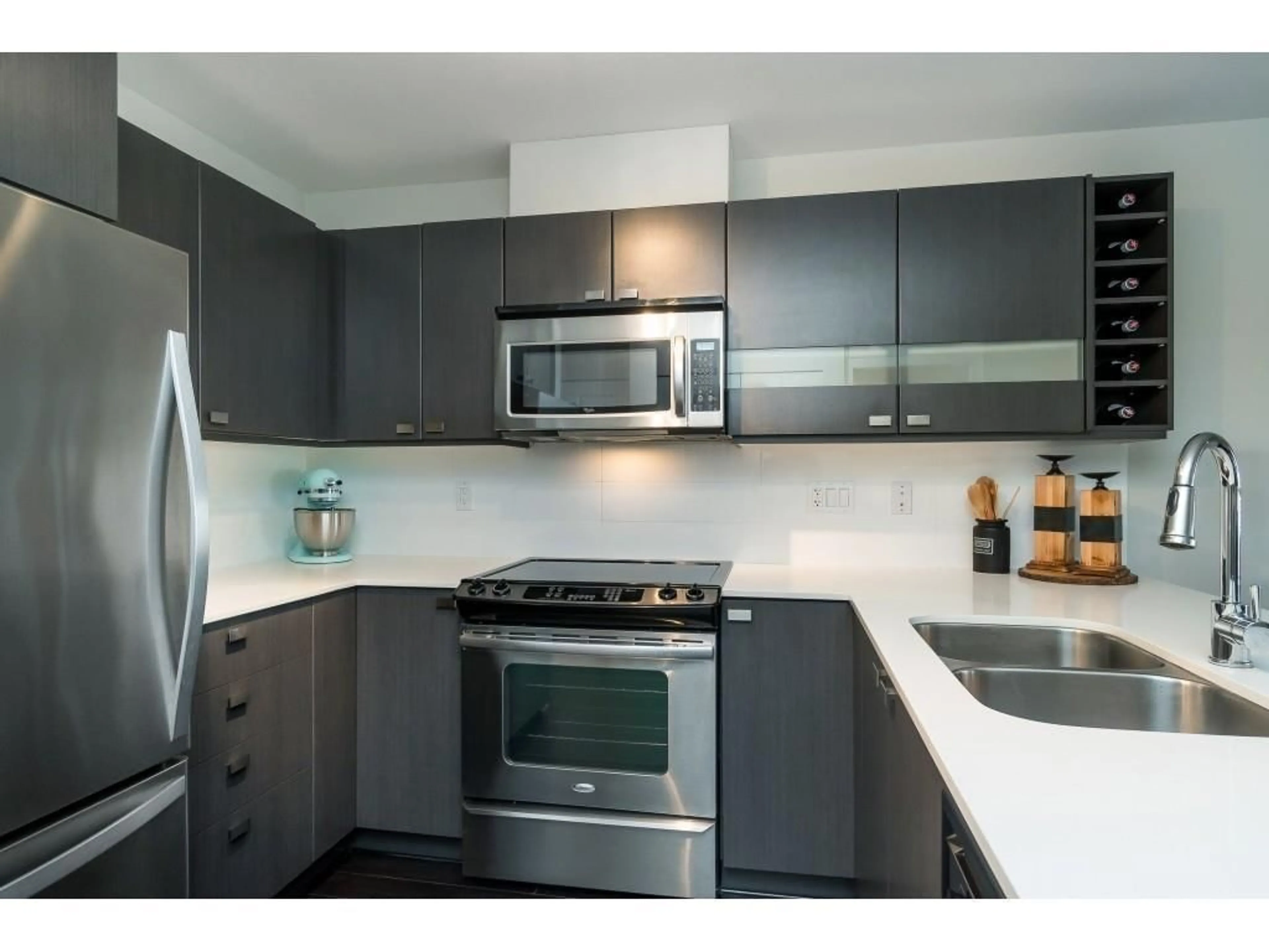 Standard kitchen, unknown for 402 - 5655 210A STREET, Langley British Columbia V3A0G4