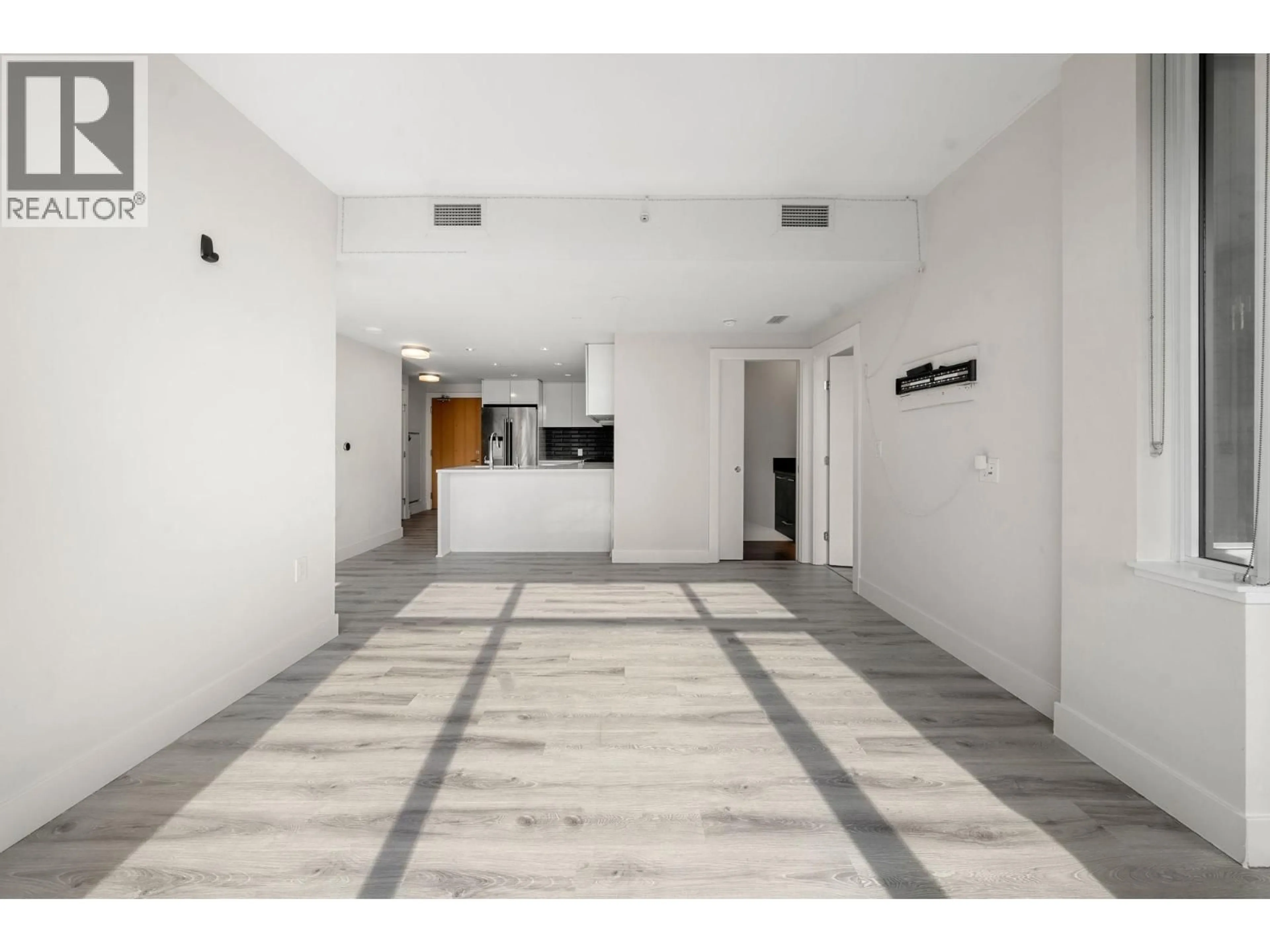 Indoor foyer for 609 - 3451 SAWMILL CRESCENT, Vancouver British Columbia V5S0H3