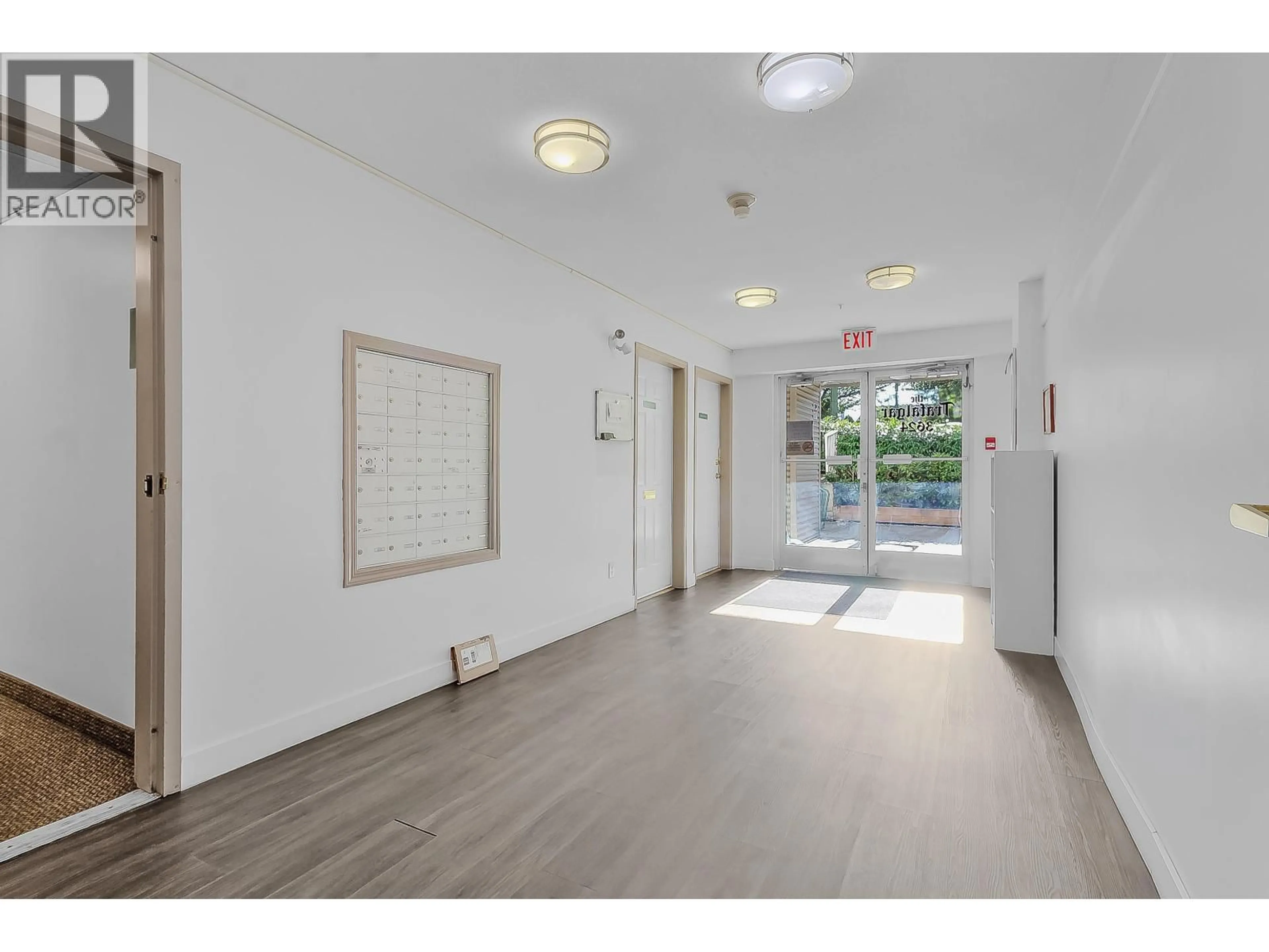 Indoor foyer for 103 - 3624 FRASER STREET, Vancouver British Columbia V5V4C8