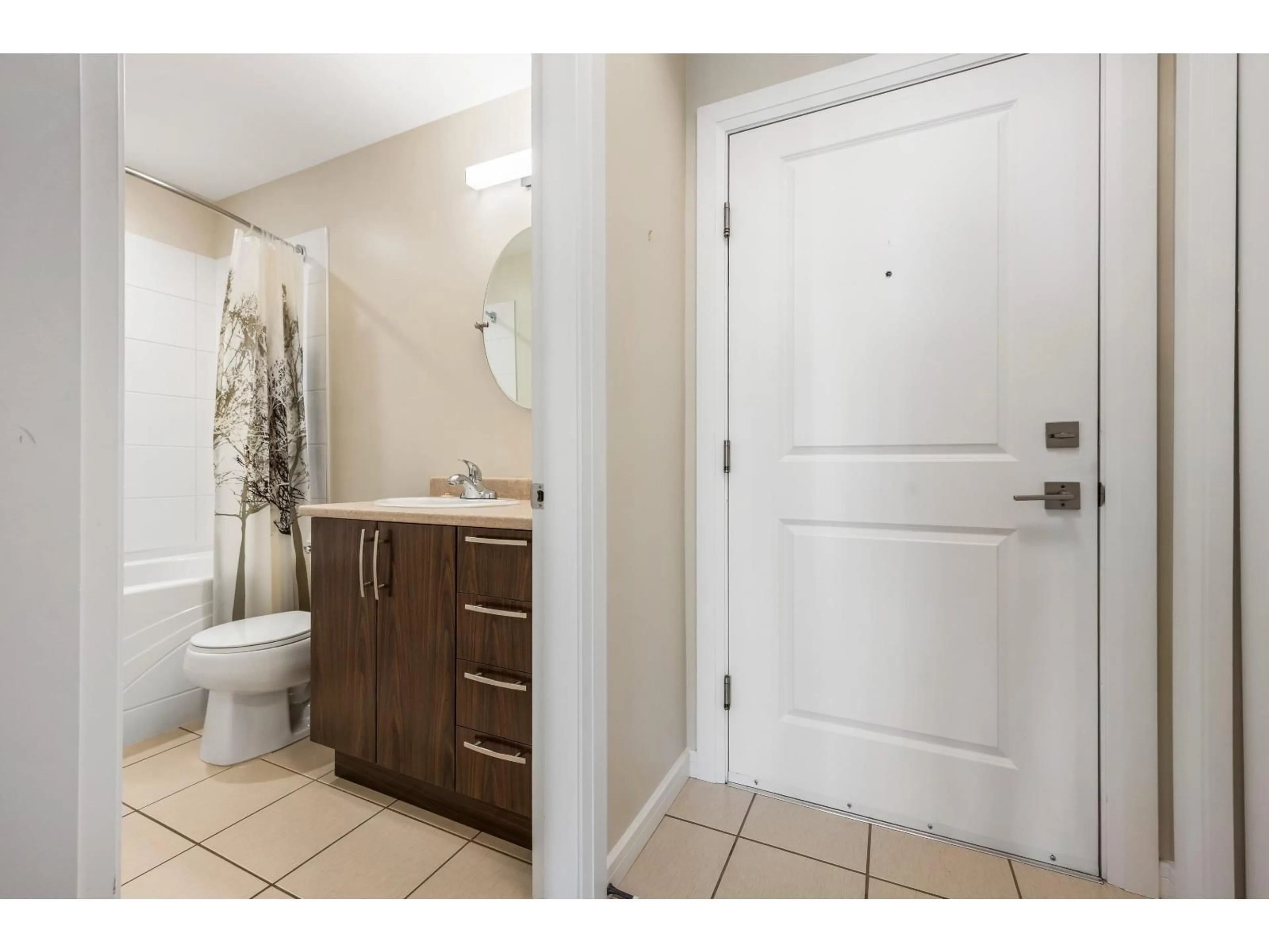 Standard bathroom, unknown for 312 - 45530 MARKET WAY, Chilliwack British Columbia V2R0M5