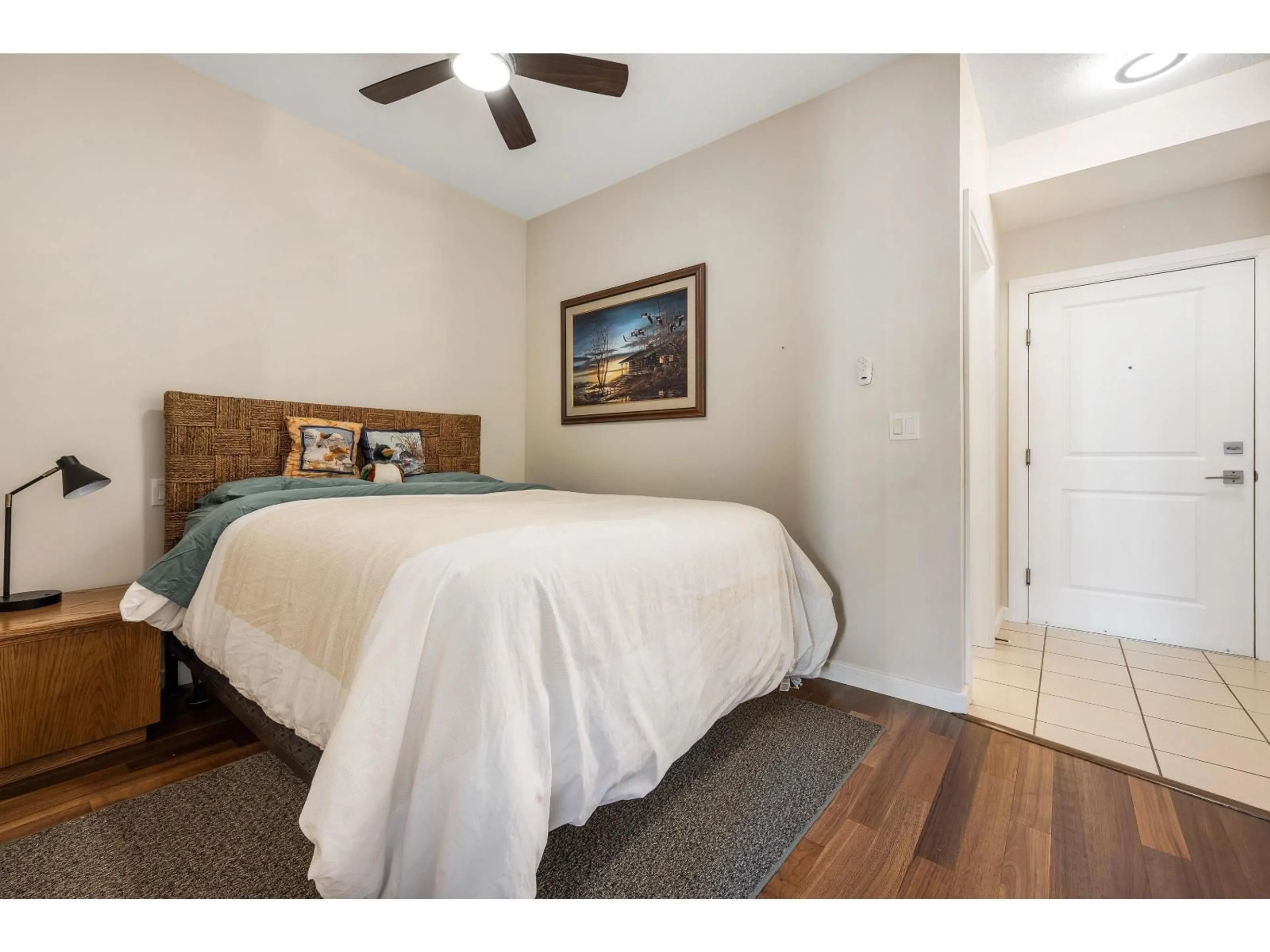 Bedroom with bed, wood/laminate floor for 312 - 45530 MARKET WAY, Chilliwack British Columbia V2R0M5