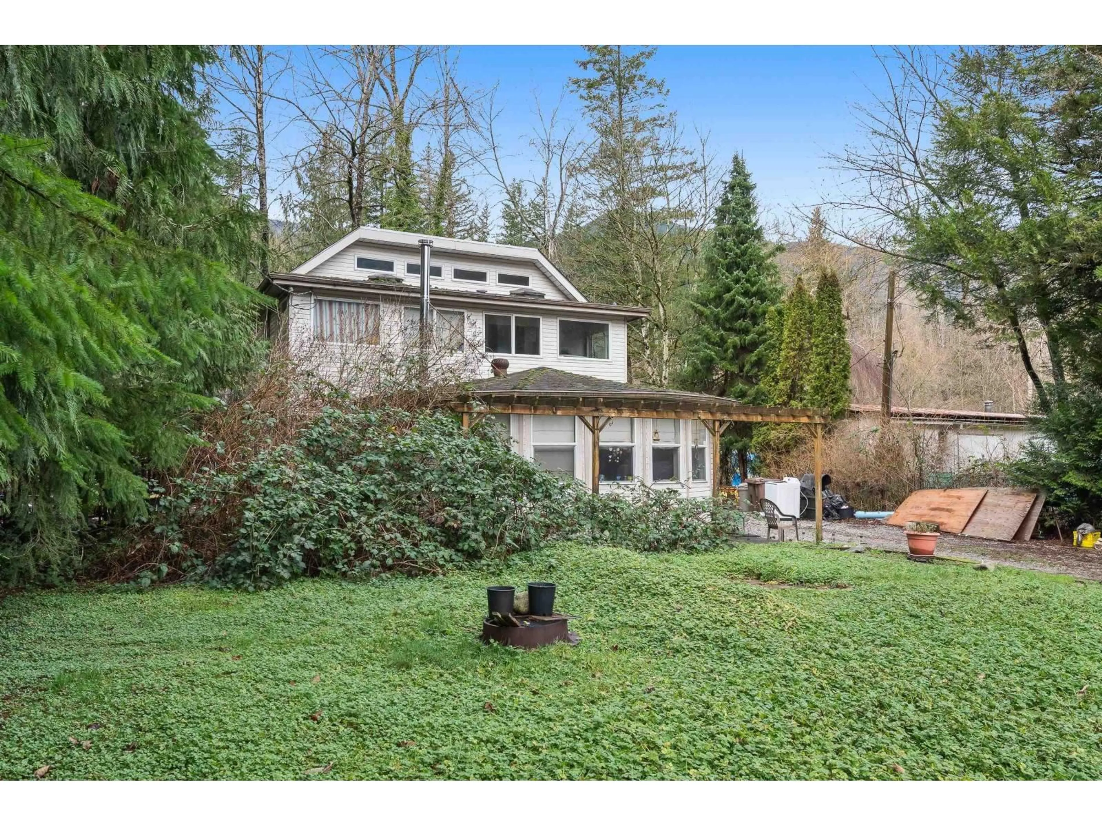 A pic from outside/outdoor area/front of a property/back of a property/a pic from drone, mountain view for 43739 LOCH ROAD, Mission British Columbia V0M1N0
