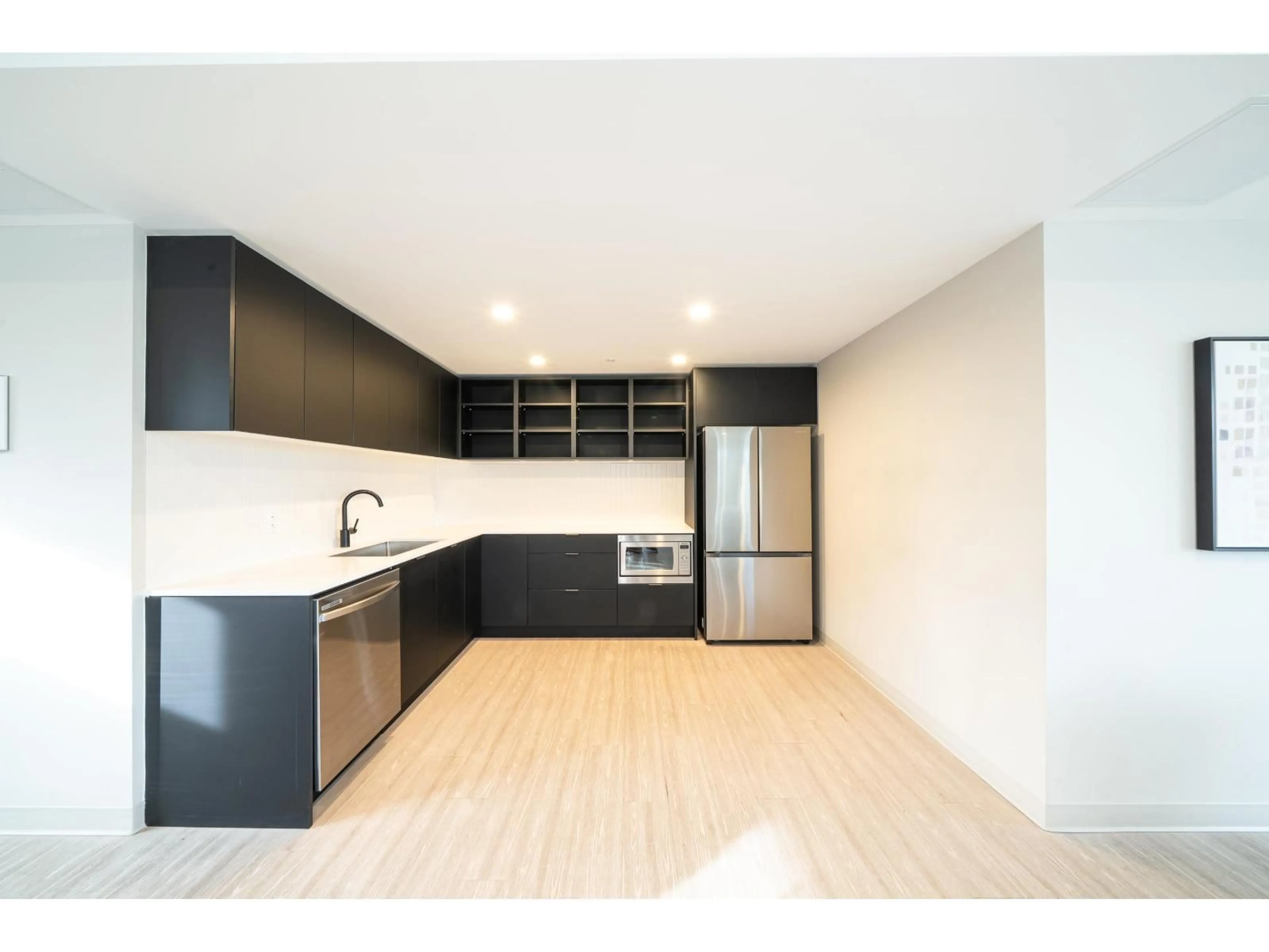 Standard kitchen, unknown for A201 - 20078 85 AVENUE, Langley British Columbia V2Y3Z2