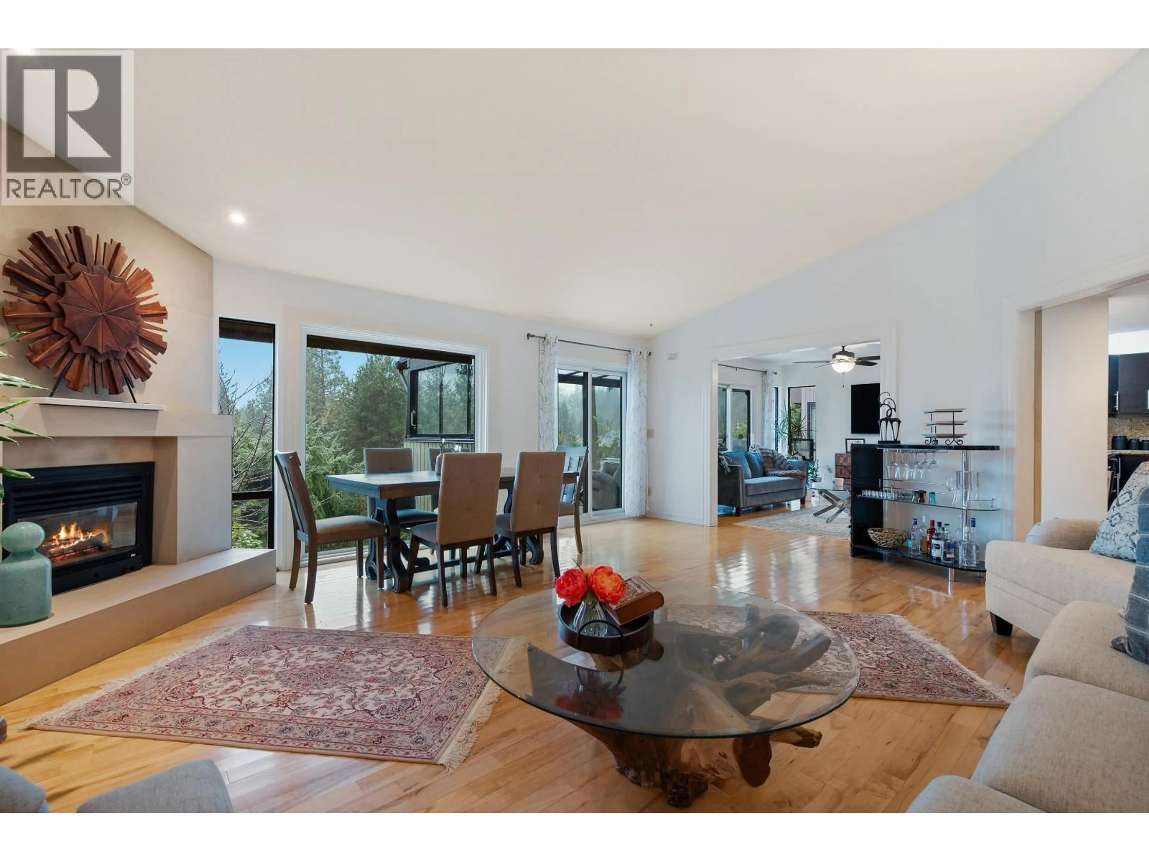 Living room with furniture, unknown for 5625 EAGLE COURT, North Vancouver British Columbia V7R4V5