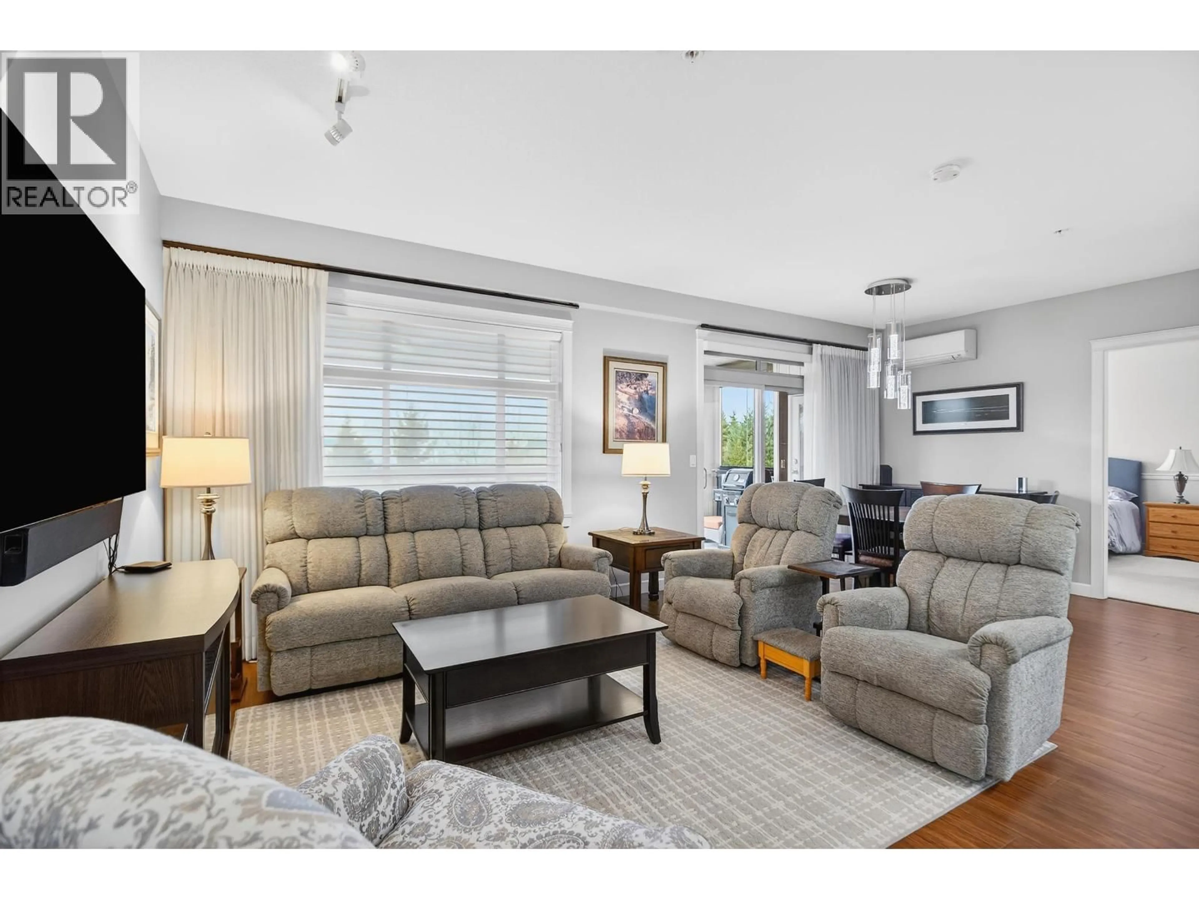 Living room with furniture, unknown for 310 - 12635 190A STREET, Pitt Meadows British Columbia V3Y0E8