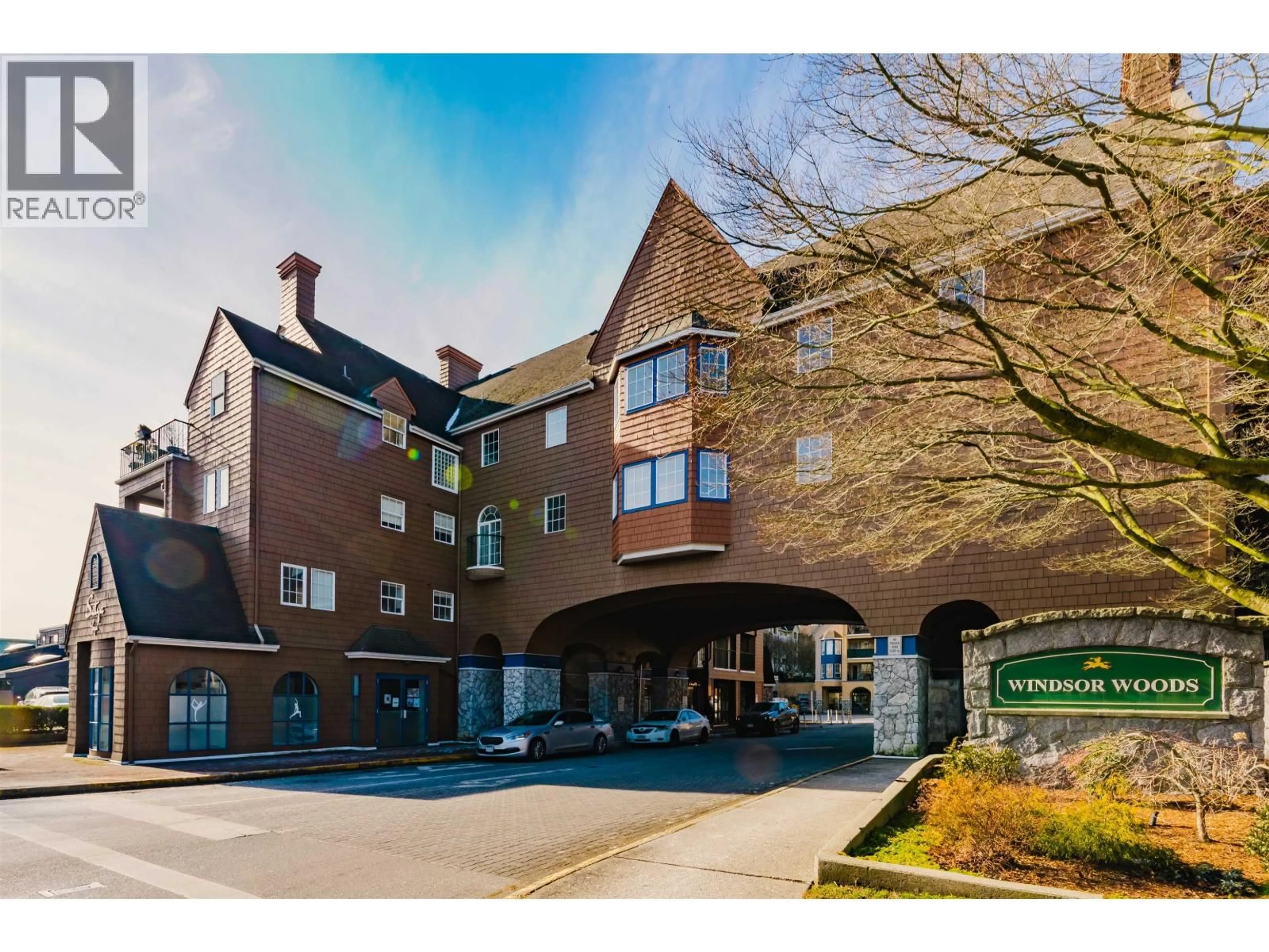 Indoor foyer for 414 - 1359 56 STREET, Tsawwassen British Columbia V4L2P3