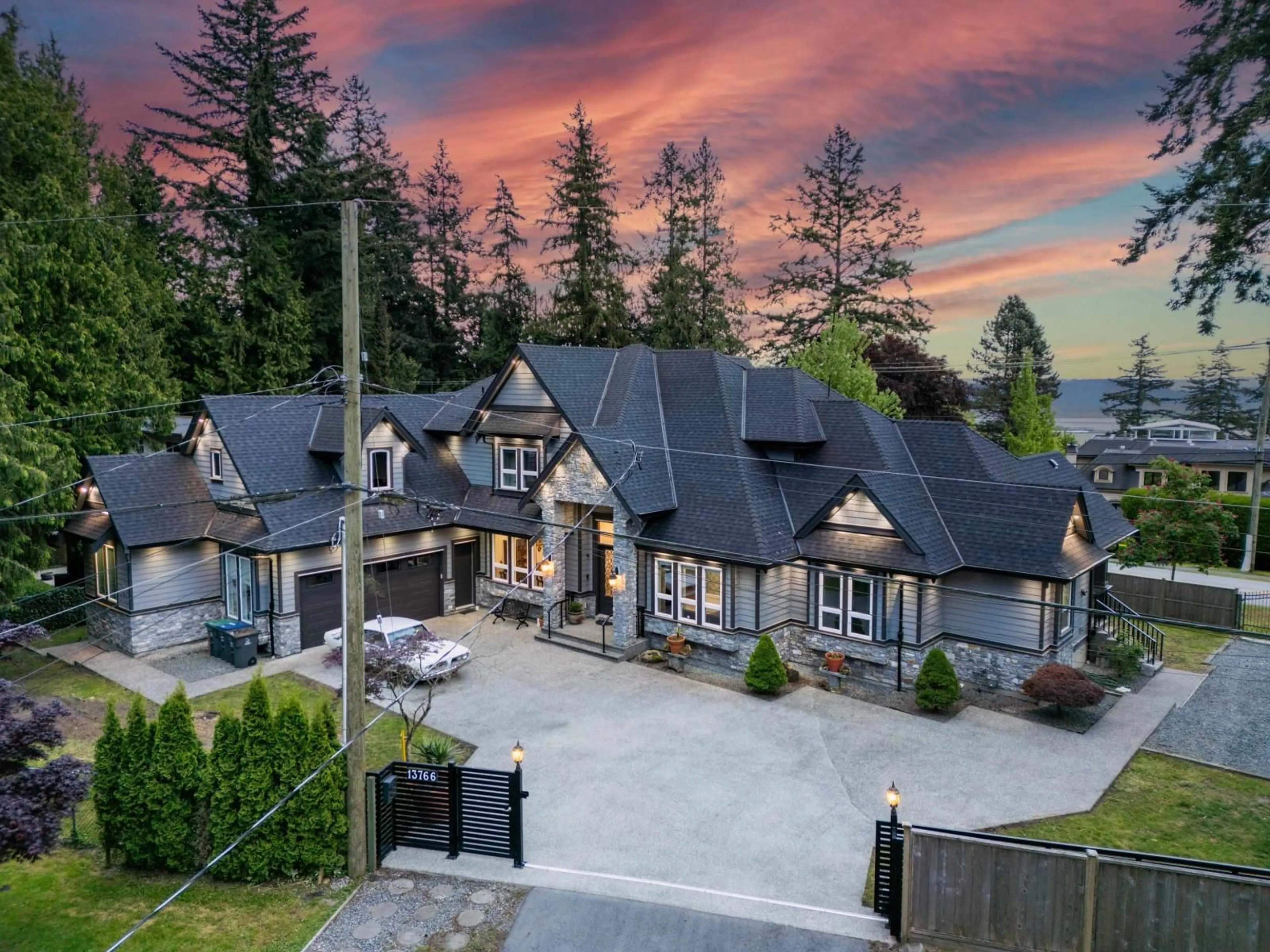 A pic from outside/outdoor area/front of a property/back of a property/a pic from drone, mountain view for 13766 56A AVENUE, Surrey British Columbia V3X2X5
