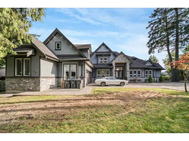 13766 56A AVENUE, Surrey 2