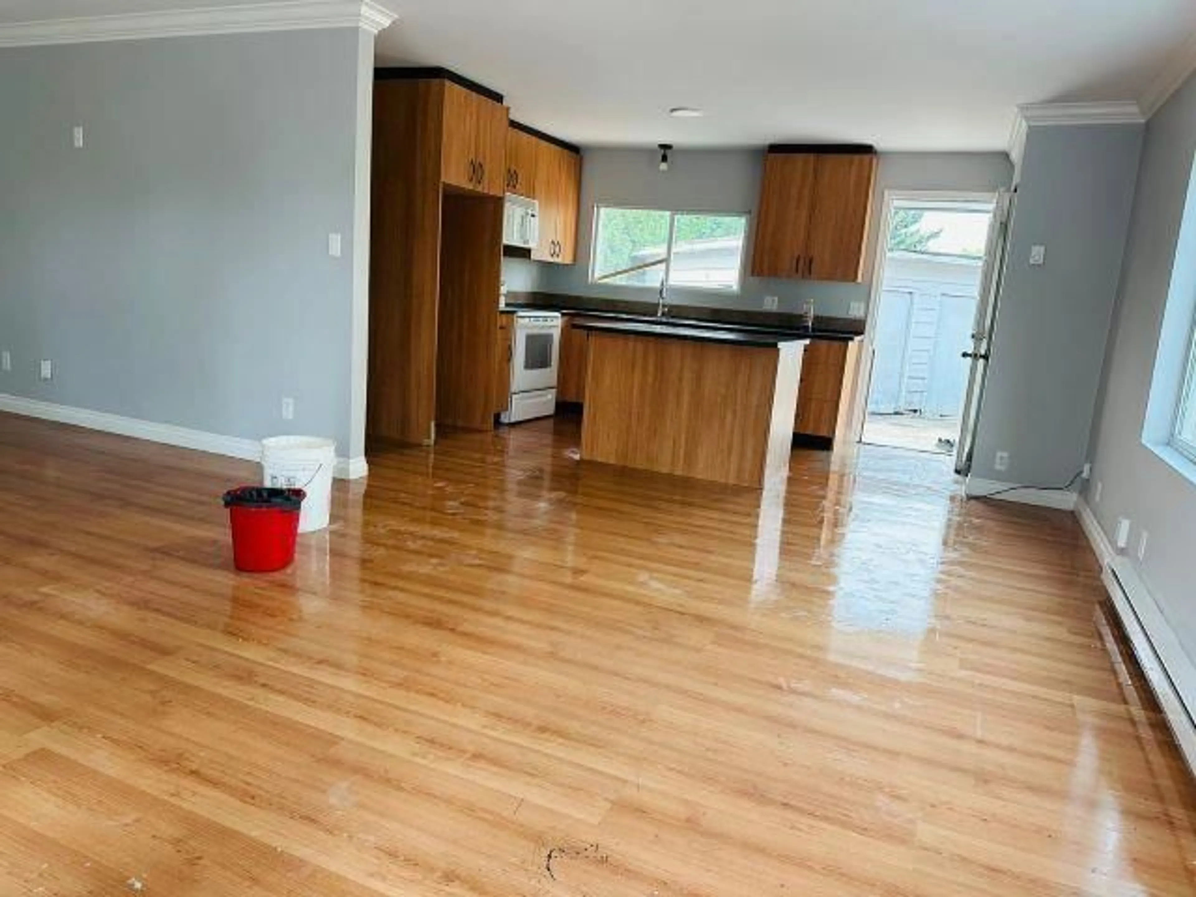 A pic of a room for 46169 BROOKS AVENUE, Chilliwack British Columbia V2P1C2