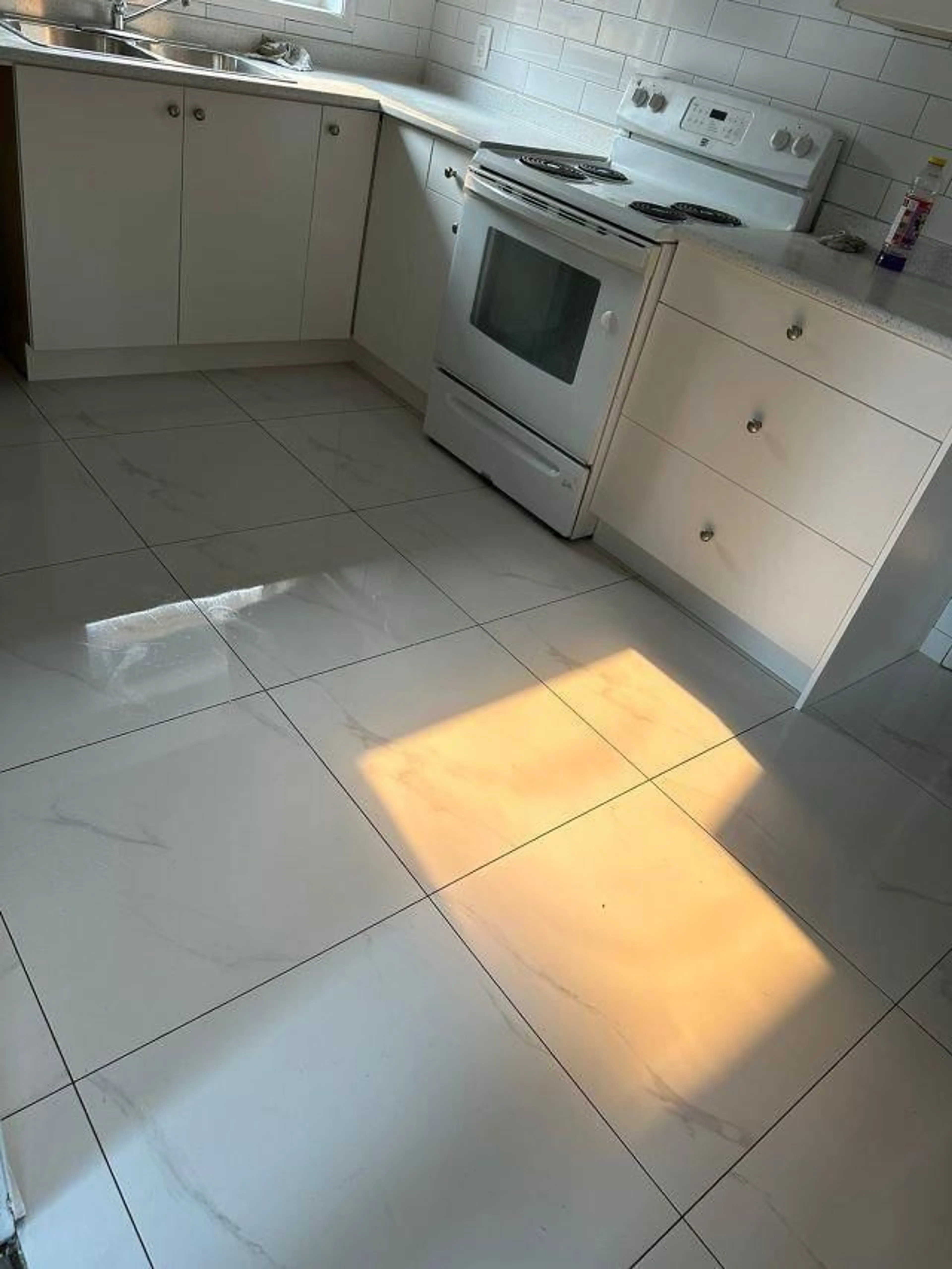 Standard kitchen, unknown for 46169 BROOKS AVENUE, Chilliwack British Columbia V2P1C2