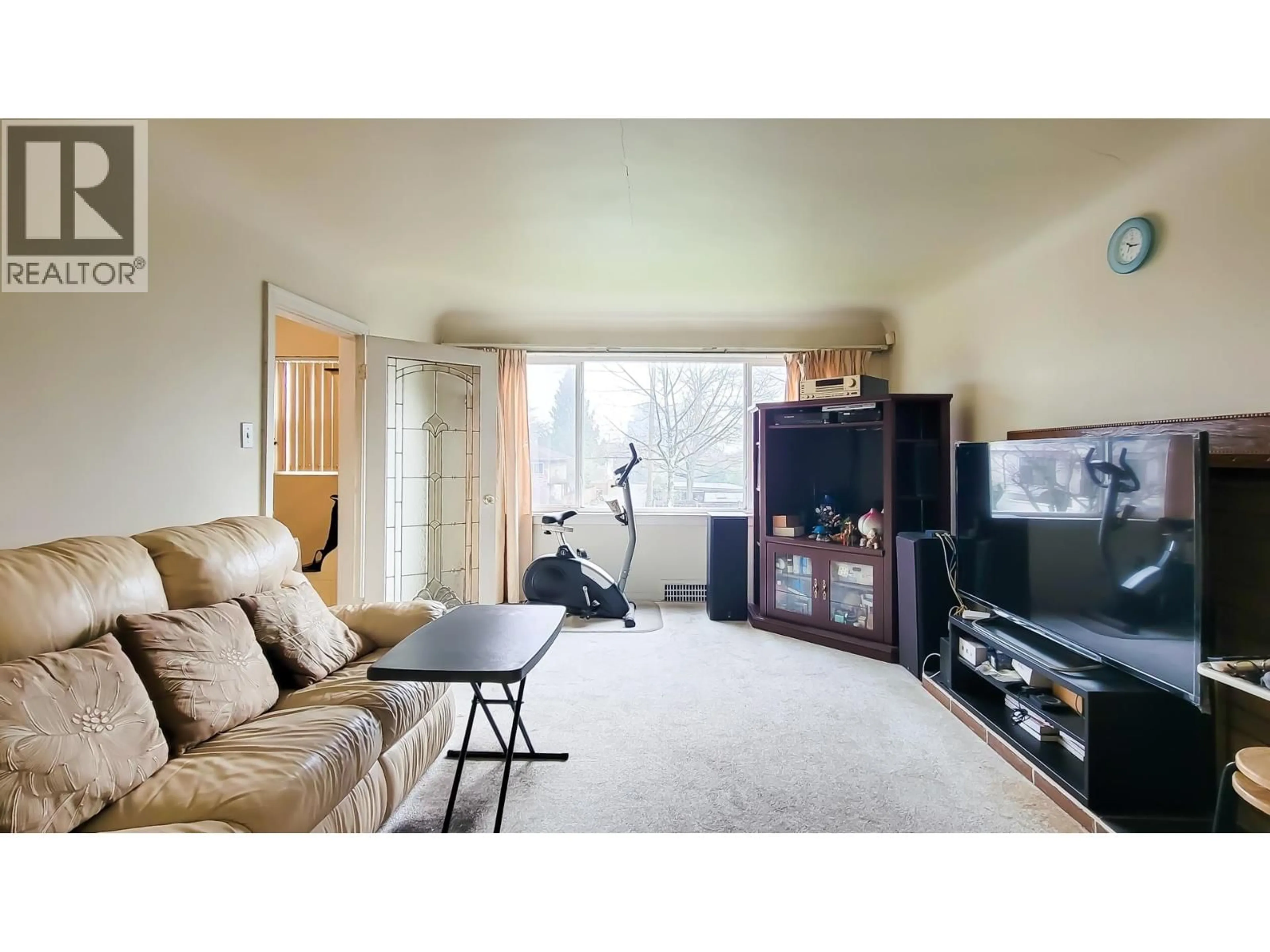 Living room with furniture, unknown for 8245 SELKIRK STREET, Vancouver British Columbia V6P4H8